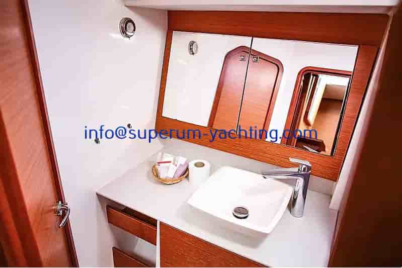 Dufour 520 Grand Large - View 21