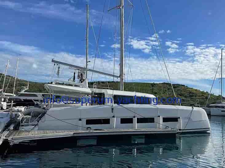 Dufour Catamaran 48 - View 2