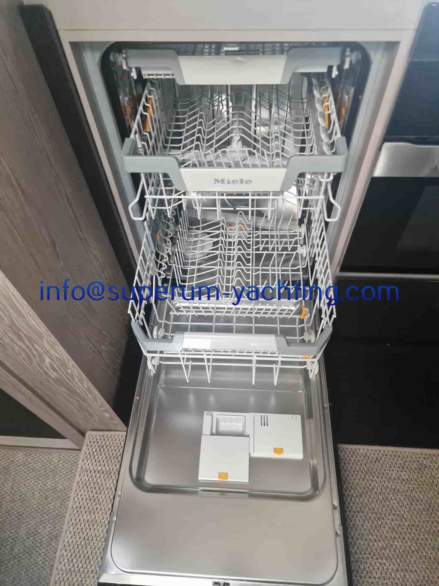 Azimut Atlantis 51 - View 18