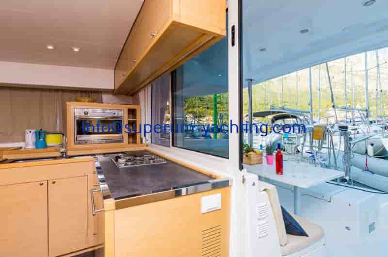 Lagoon 400 S2 - View 5