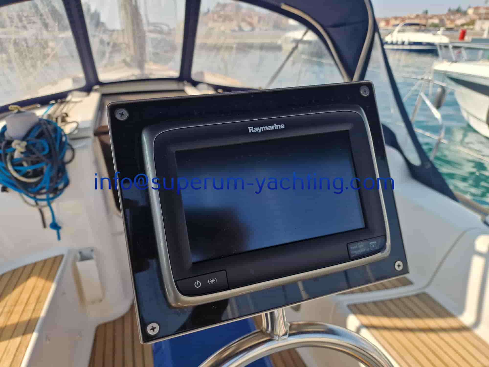 Dufour 365 Grand Large - View 7