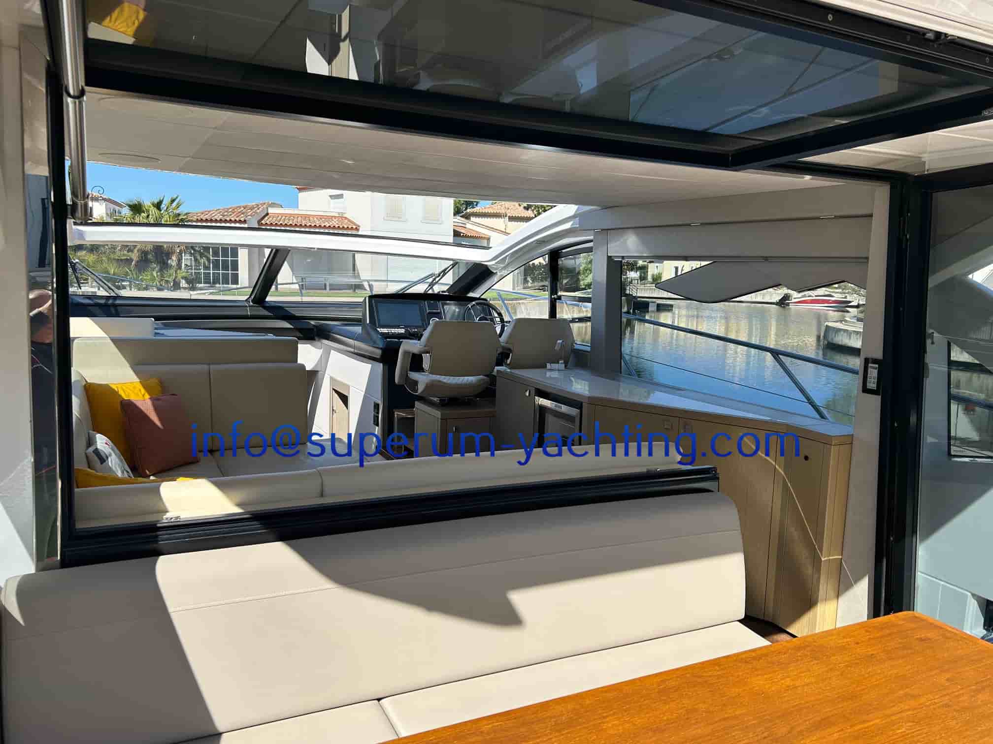 Sunseeker Predator 50 - View 14
