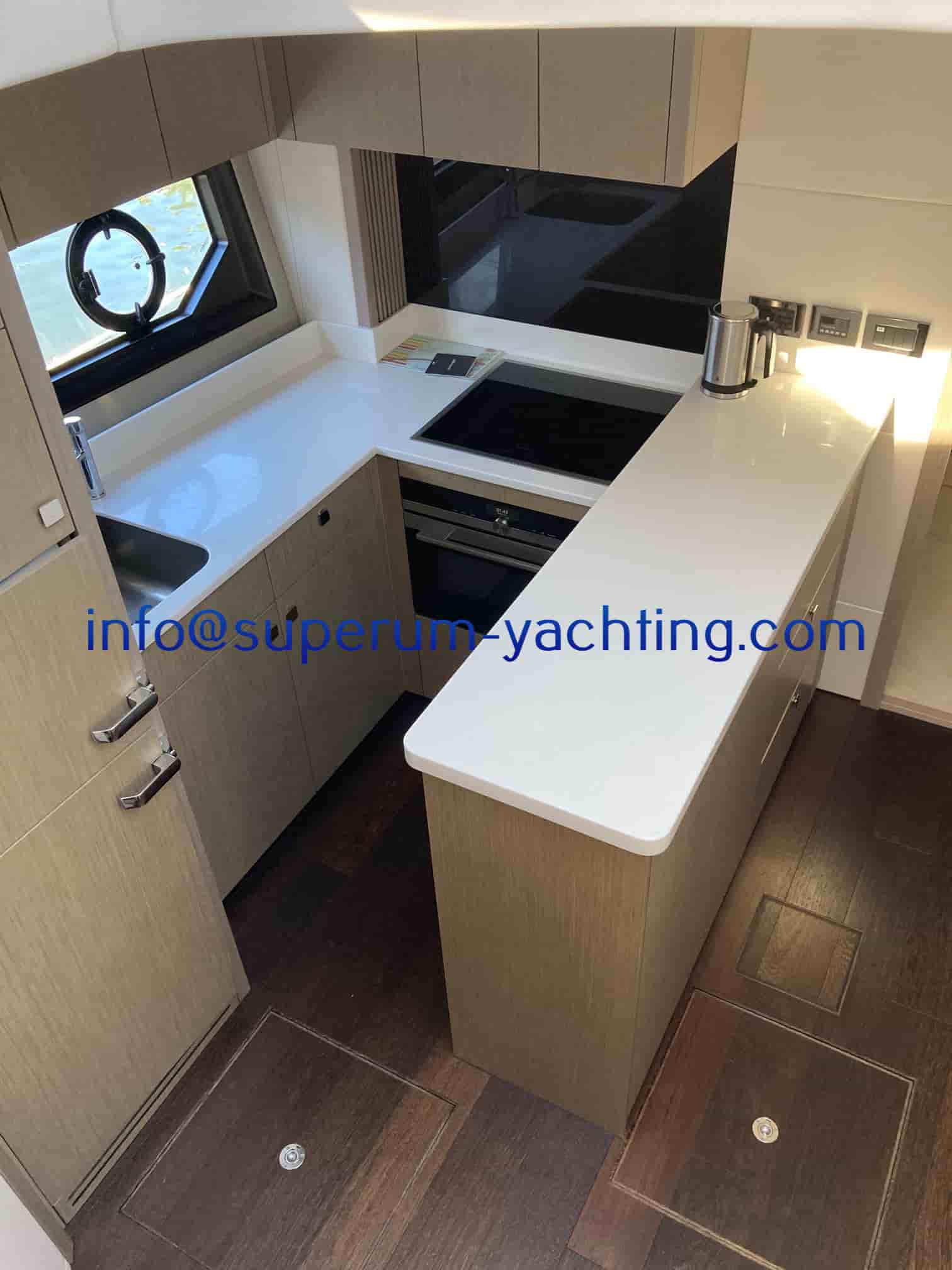 Sunseeker Predator 50 - View 20