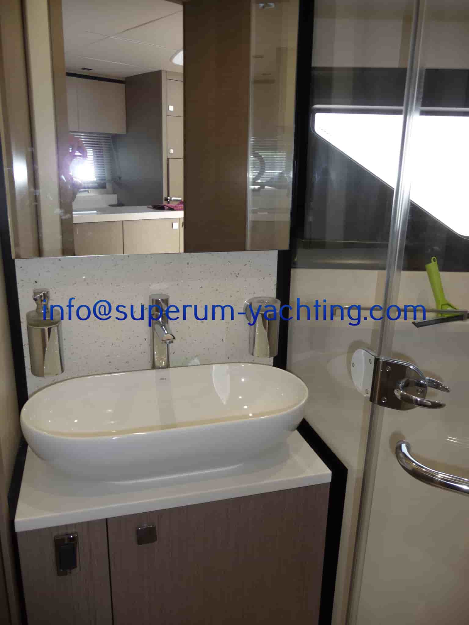 Sunseeker Predator 50 - View 29