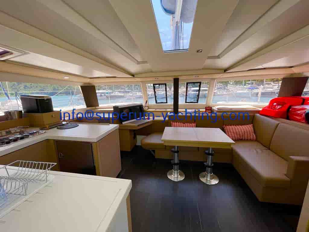Fountaine Pajot Astrea 42 - View 10