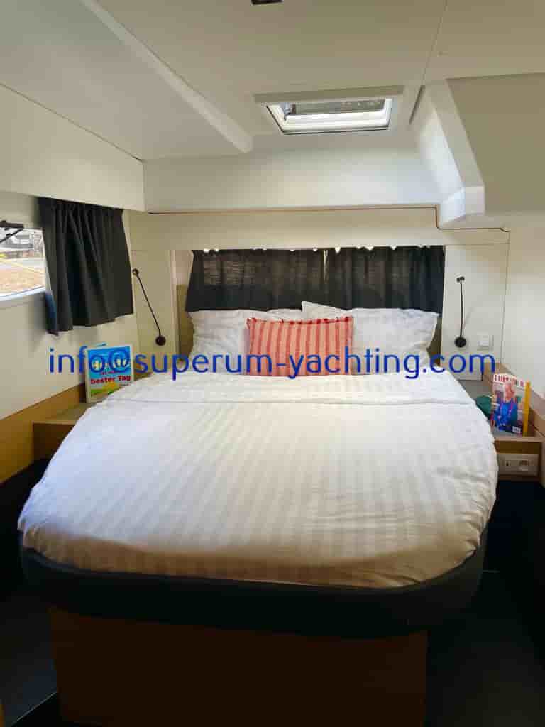 Fountaine Pajot Astrea 42 - View 12