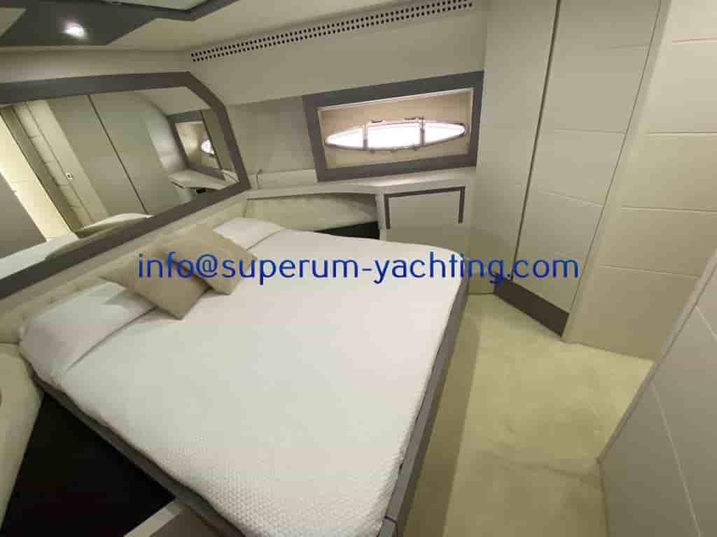 Pershing 72 - View 11