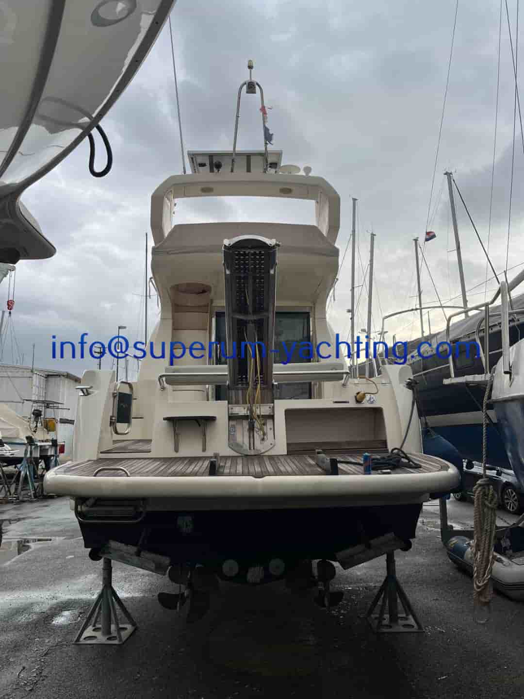 Intermare 43 Fly - View 6