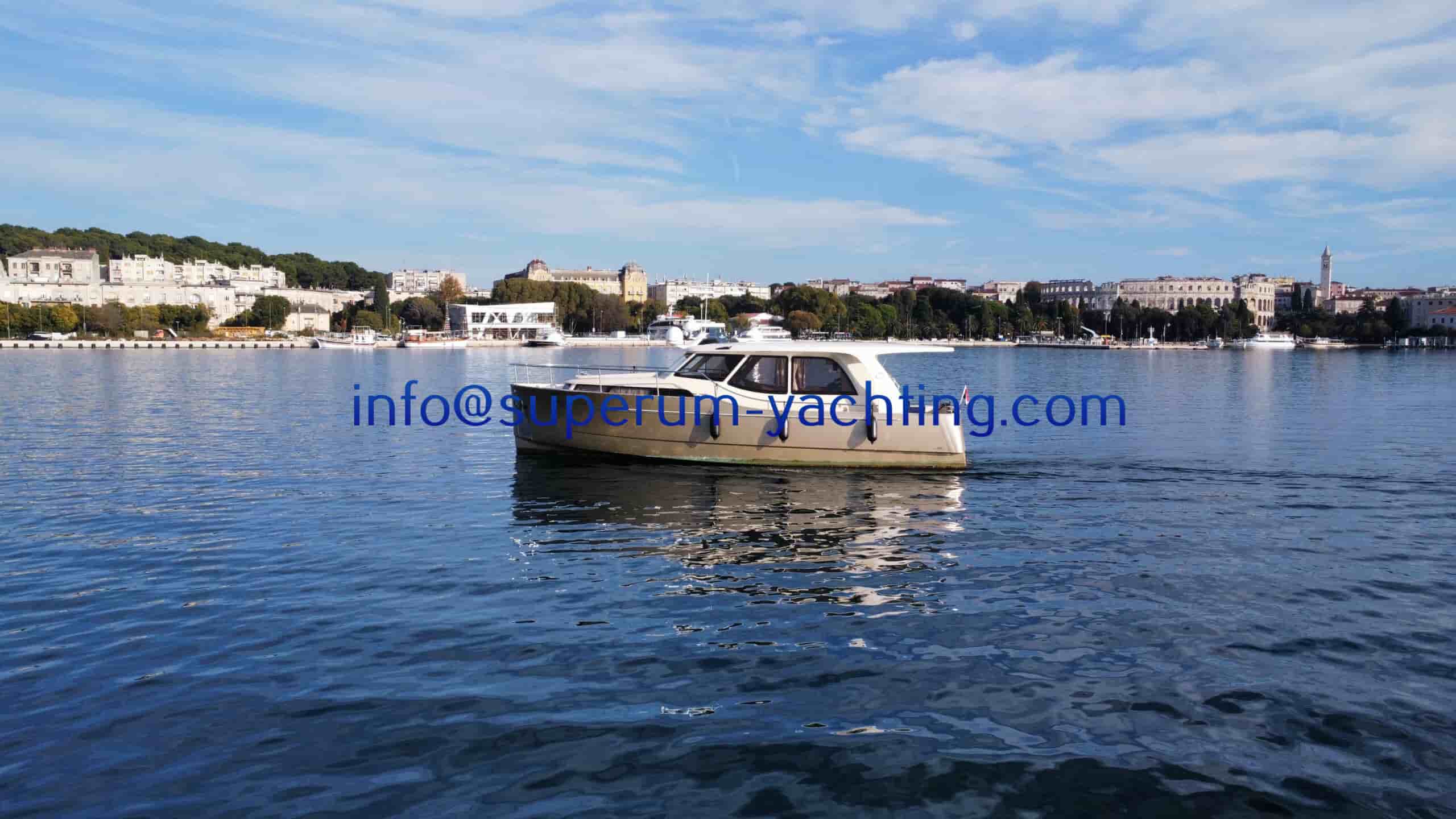 Greenline 33 - View 3