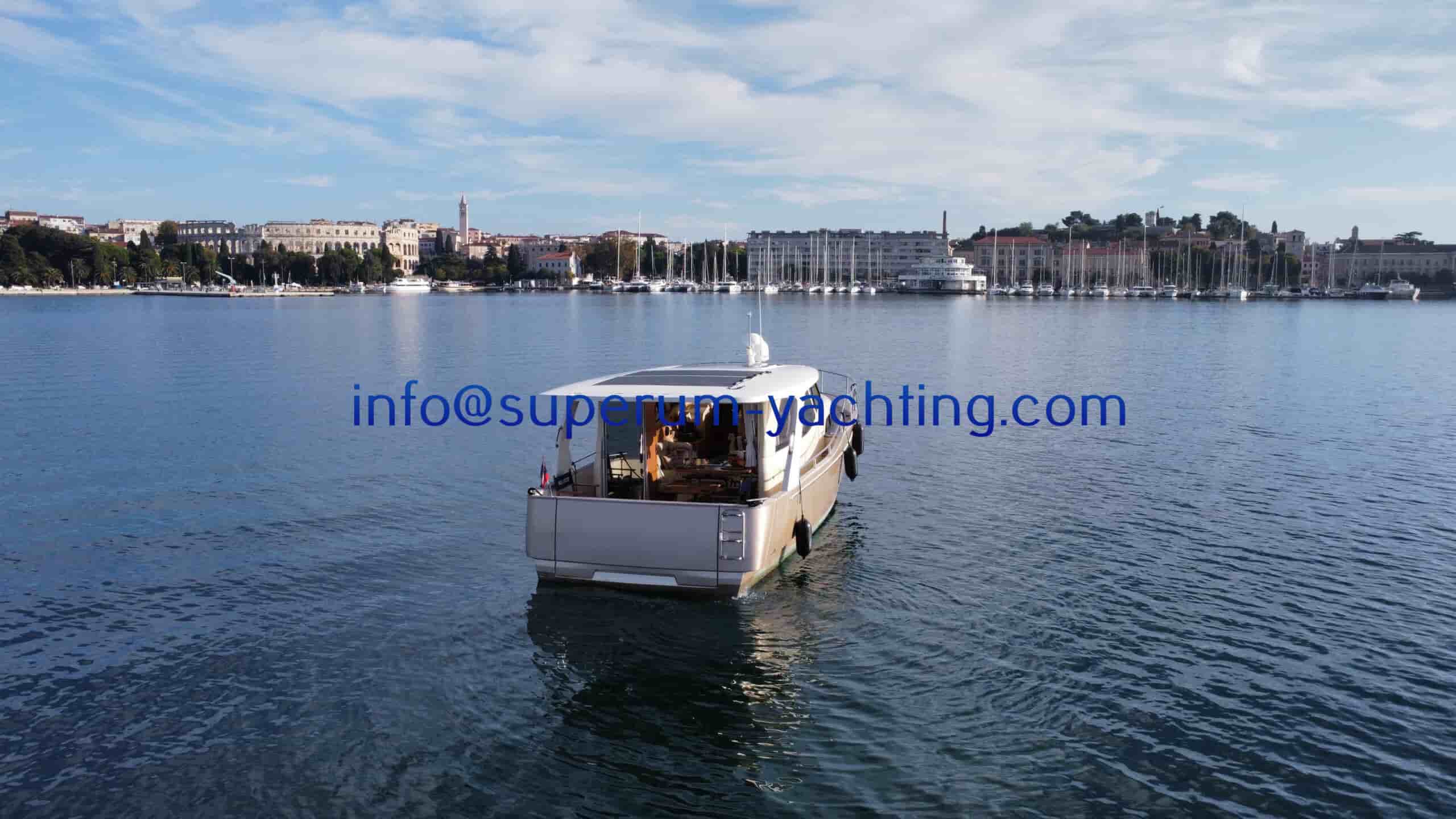 Greenline 33 - View 6