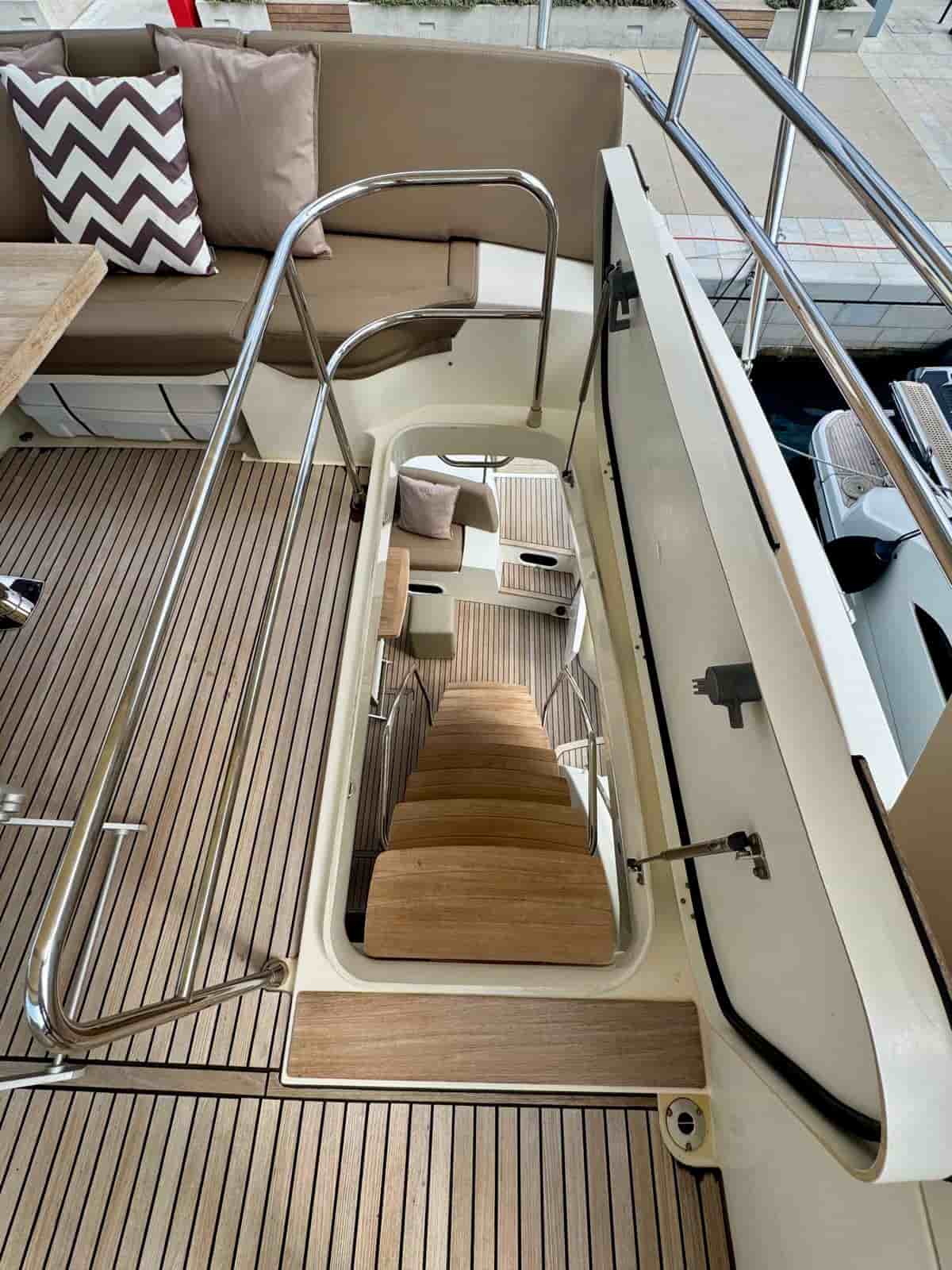 Prestige Yachts 60 Fly - View 8