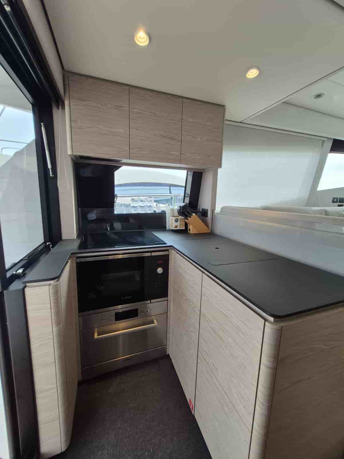 Ferretti 500 - View 13