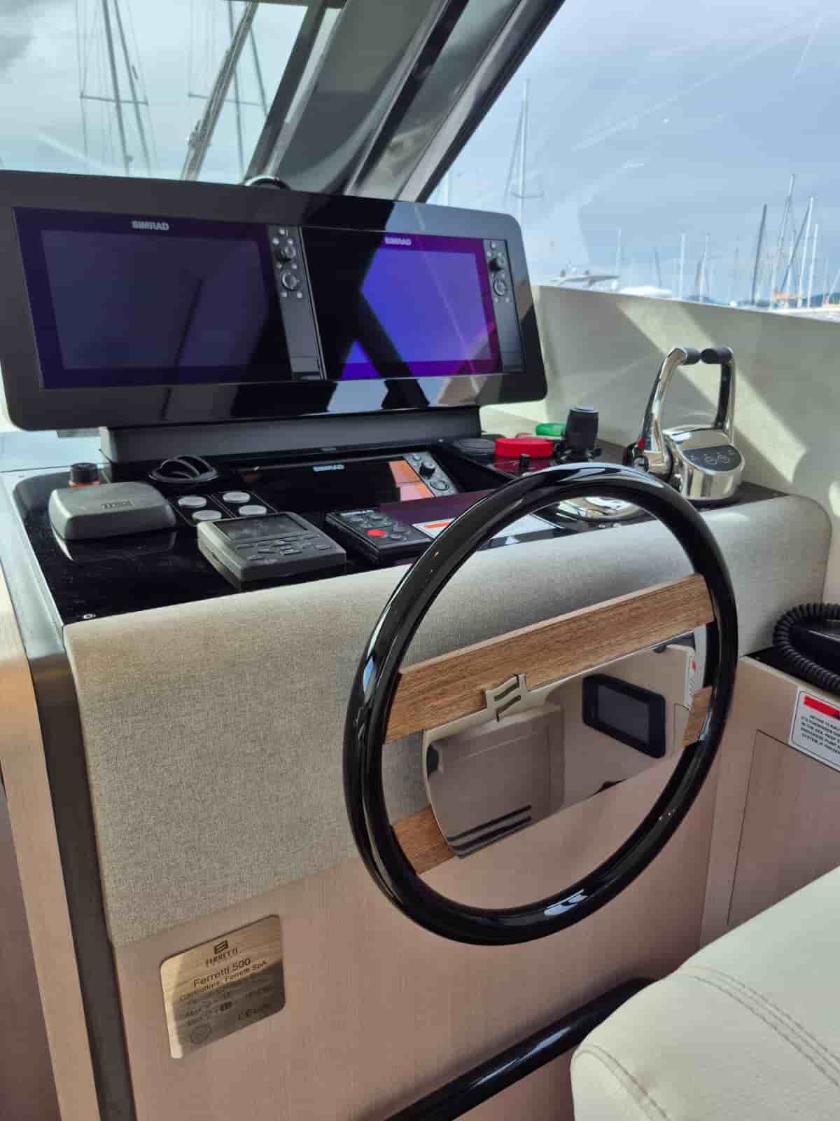 Ferretti 500 - View 17