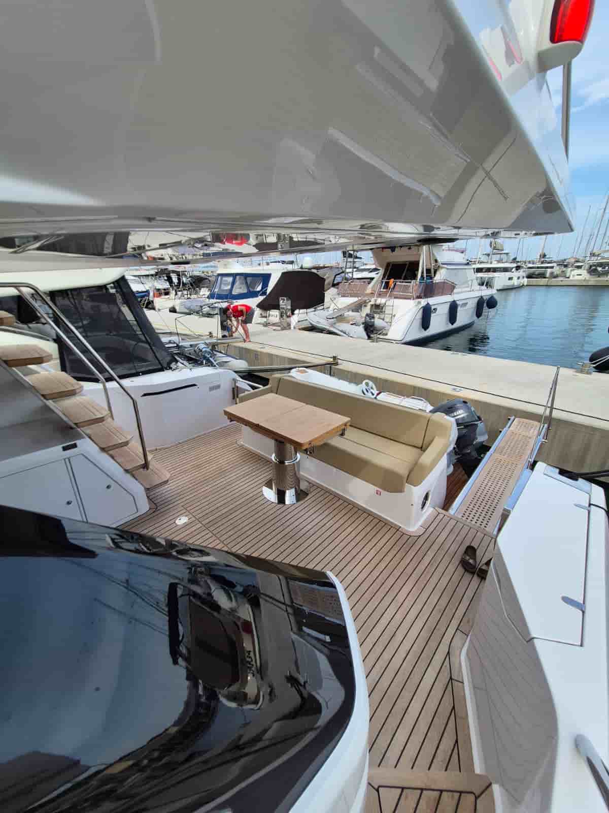 Ferretti 500 - View 4