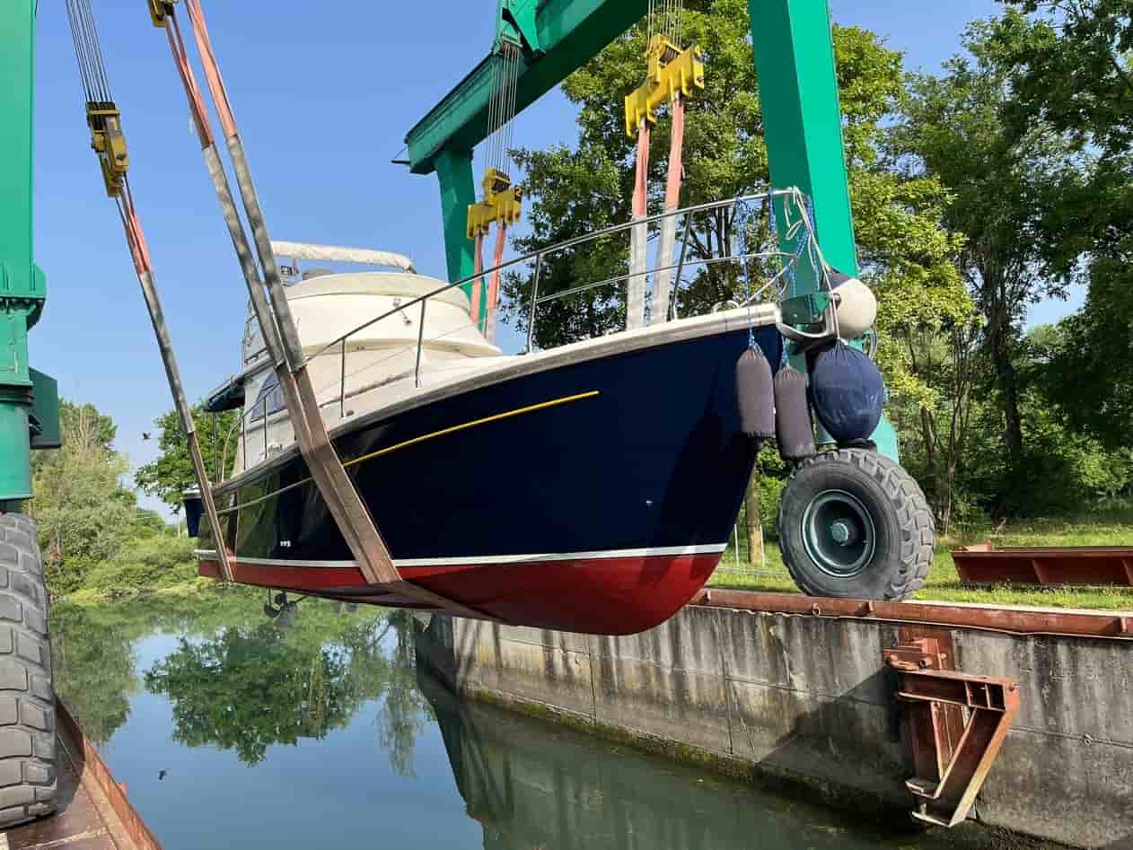 Cantieri Estensi Goldstar 360 Fly - View 2