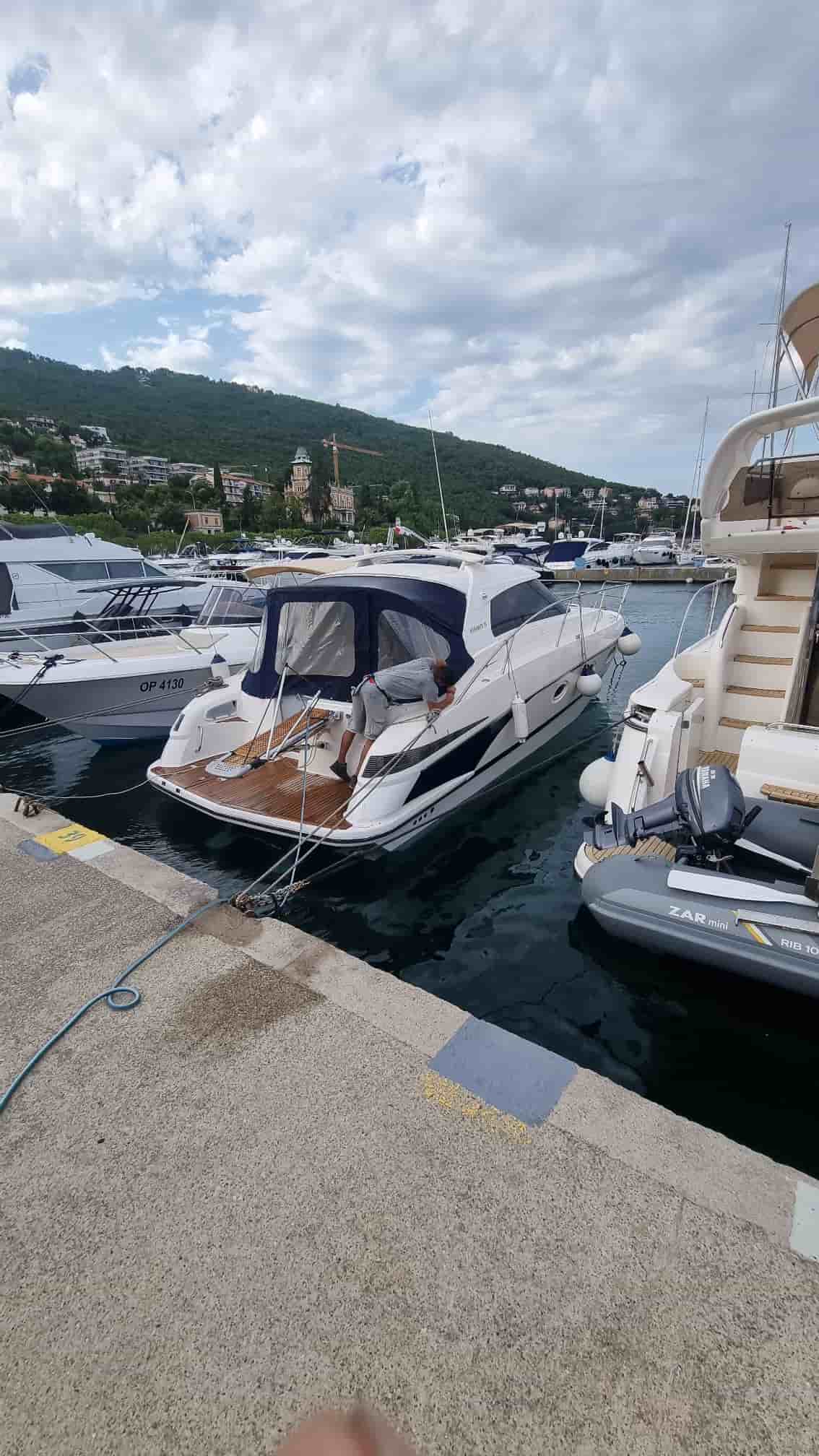 Elan 35 Power - View 2