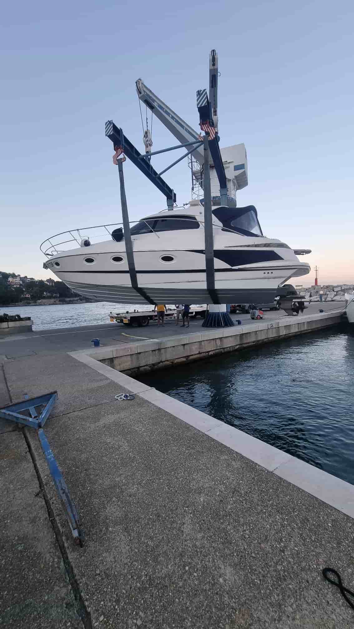 Elan 35 Power - View 3