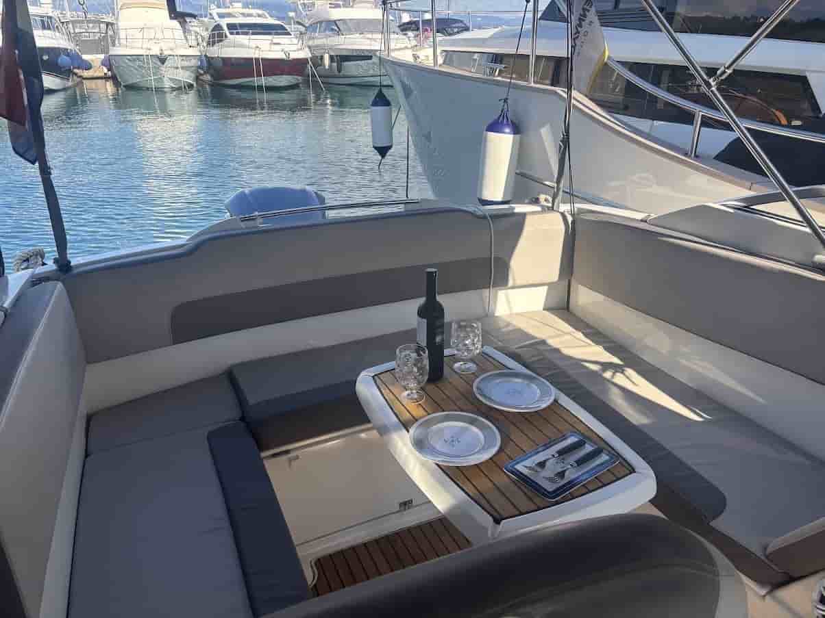 Jeanneau Cap Camarat 7.5 DC - View 6