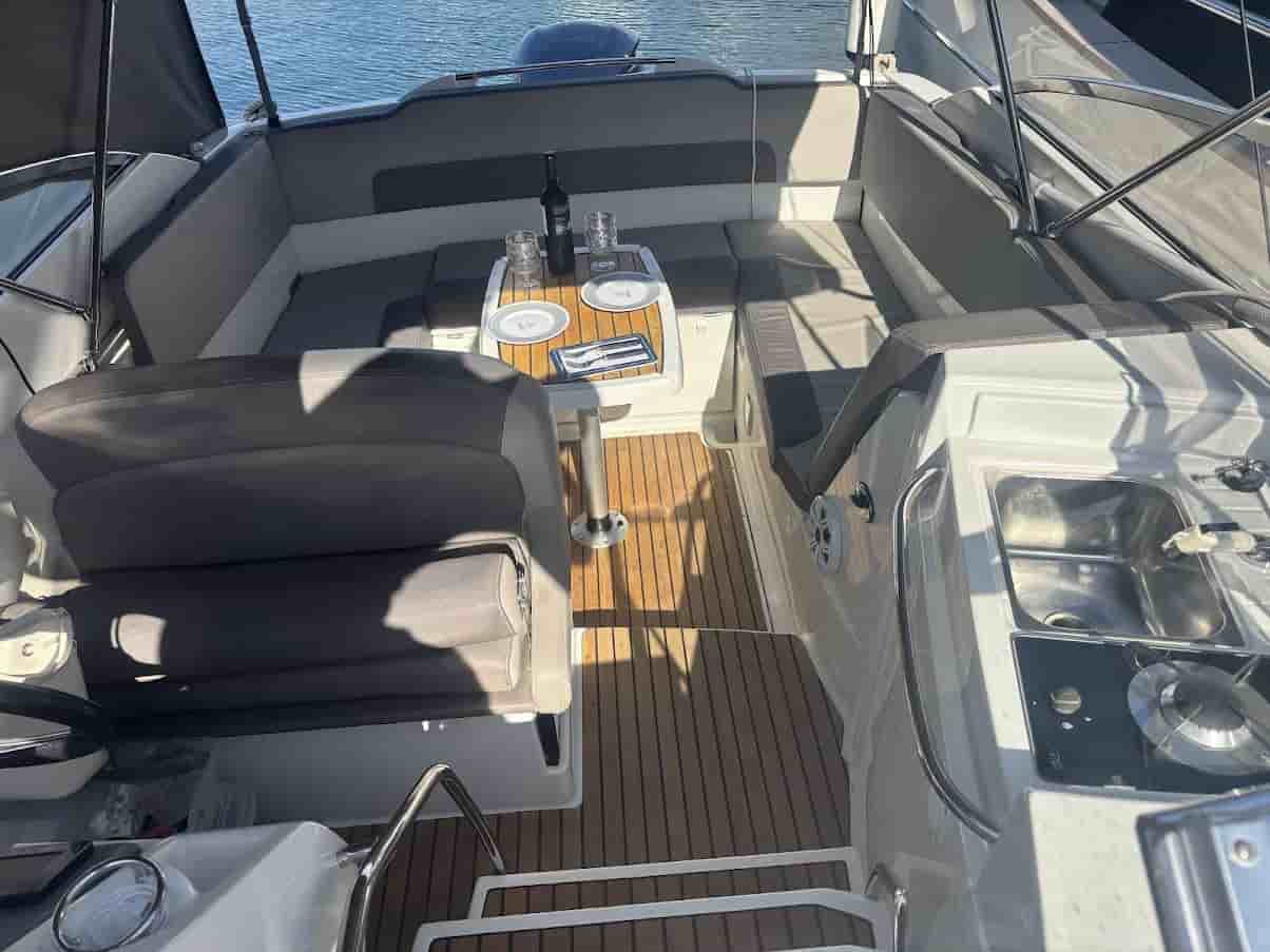 Jeanneau Cap Camarat 7.5 DC - View 7