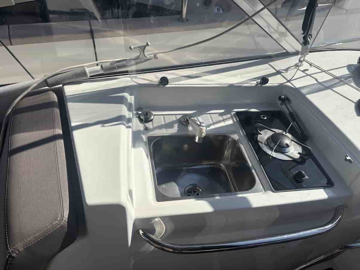 Jeanneau Cap Camarat 7.5 DC - View 8