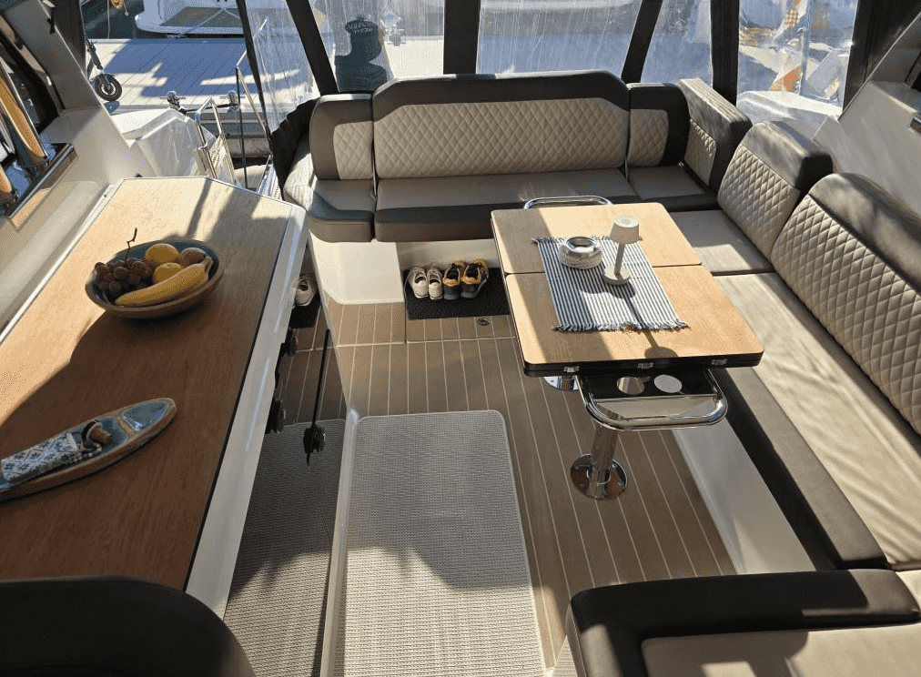 Bavaria SR36HT - View 4