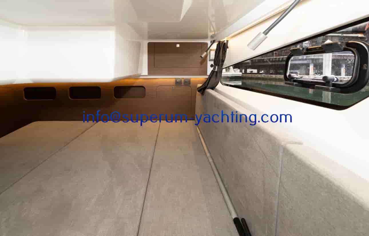 Beneteau Antares 11 OB - View 14