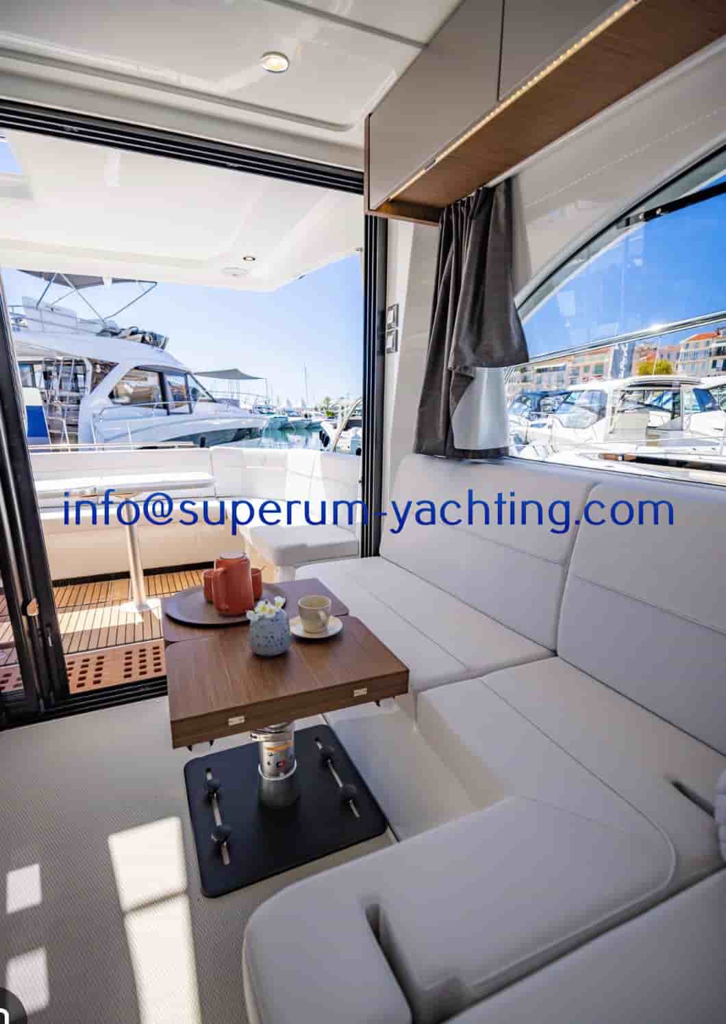 Beneteau Antares 11 OB - View 9