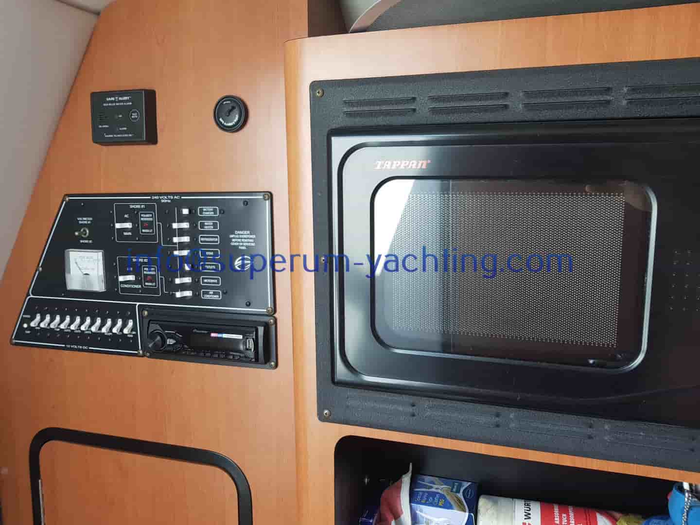 Crownline 270 CR - View 7