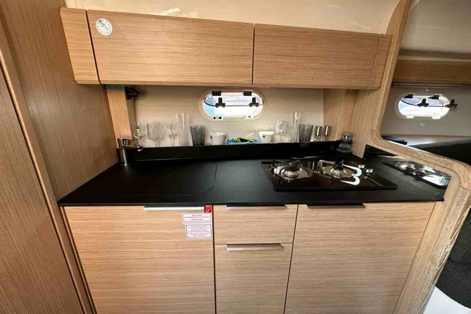 2023 Bavaria S30 Open - View 15