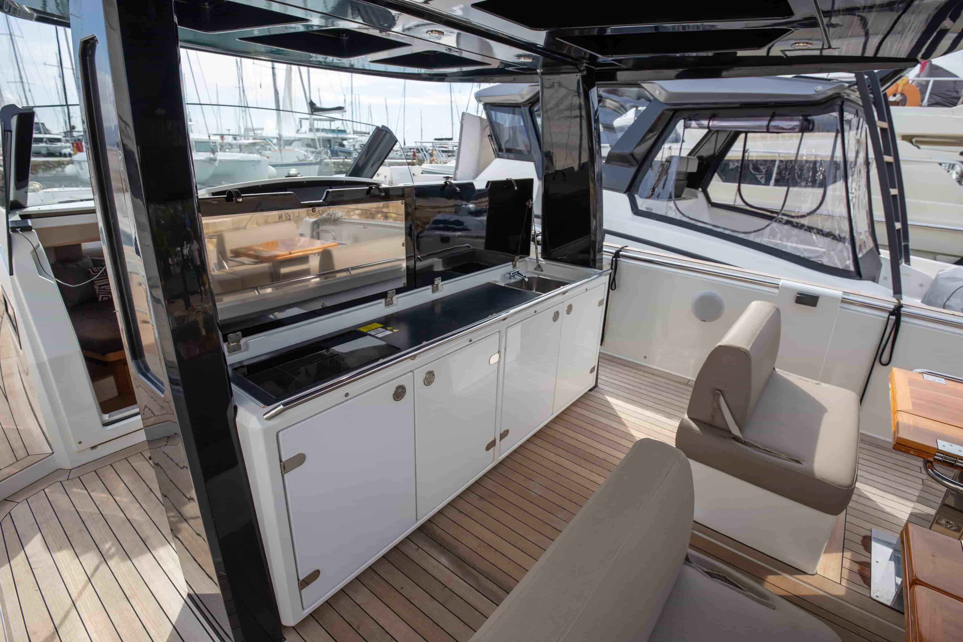 2019 Fjord 44 Open - View 13