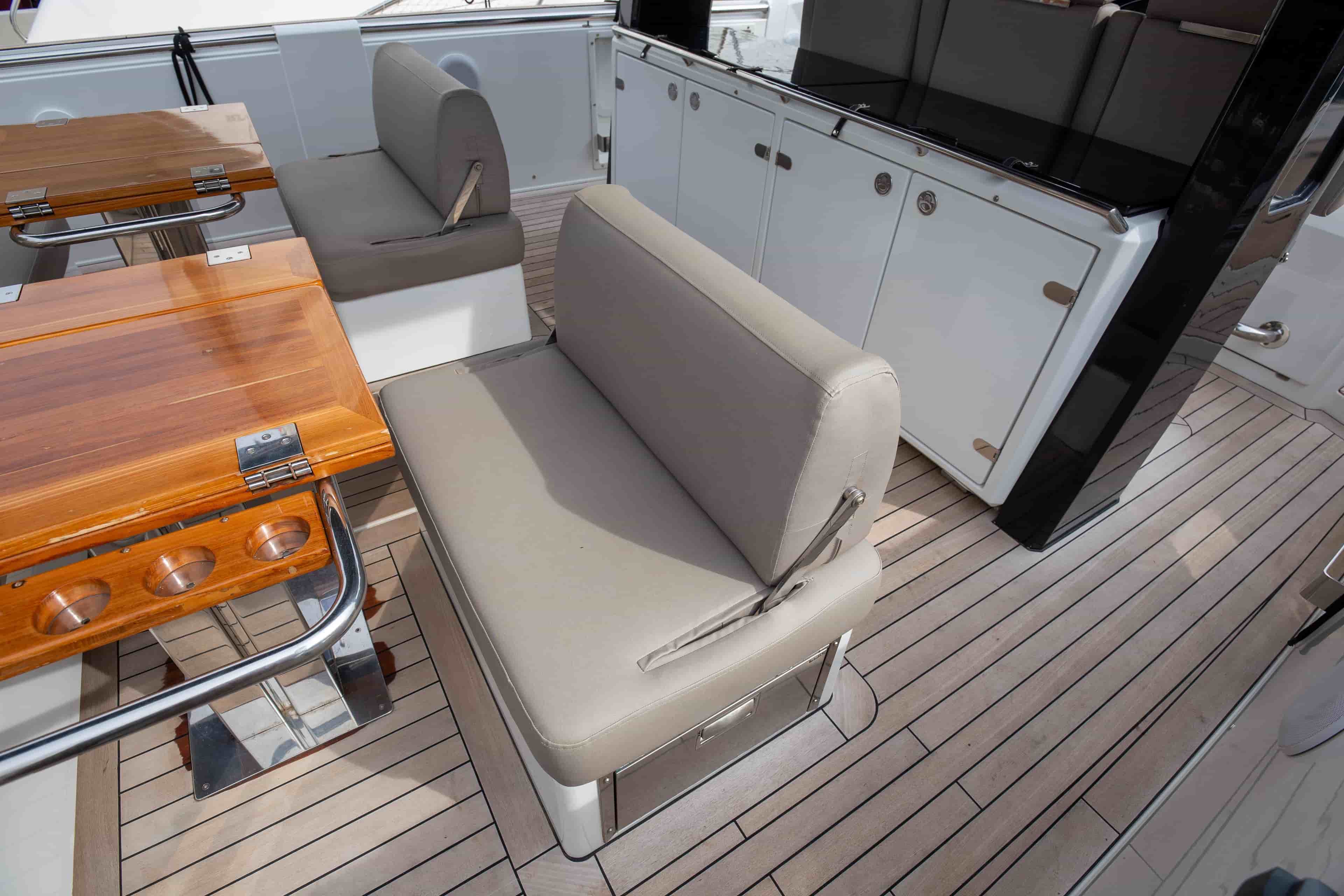 2019 Fjord 44 Open - View 15