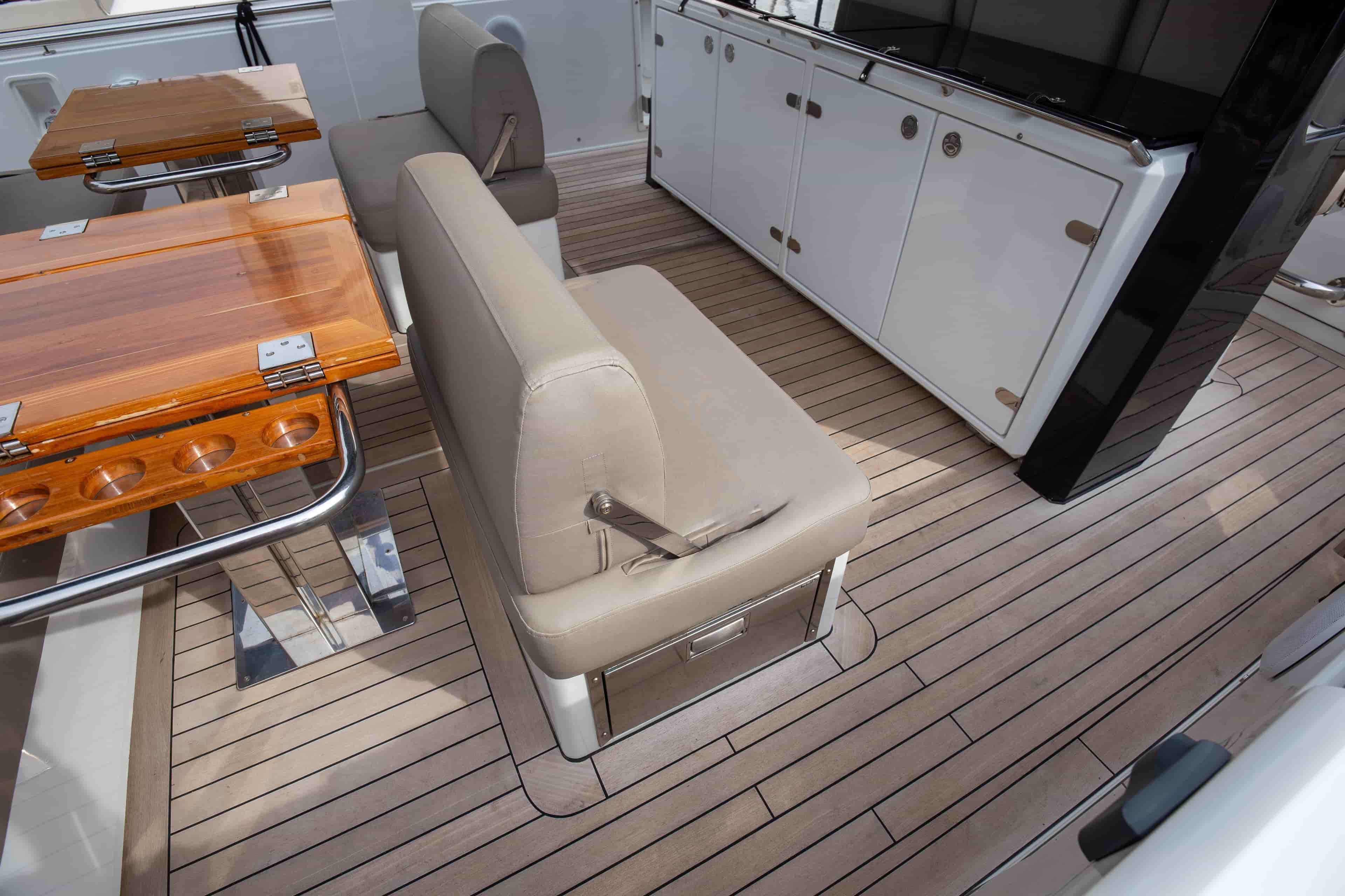 2019 Fjord 44 Open - View 16