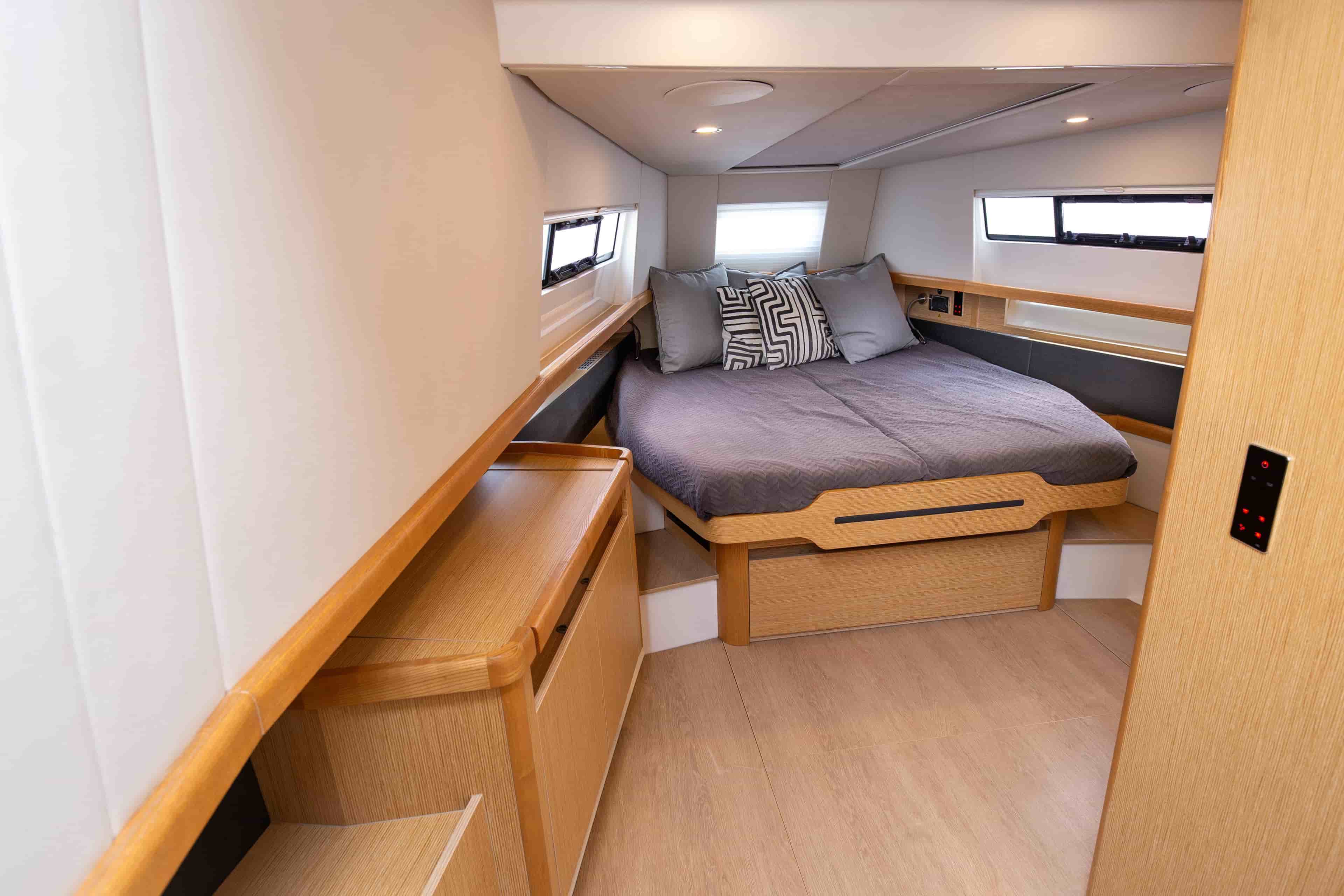 2019 Fjord 44 Open - View 19