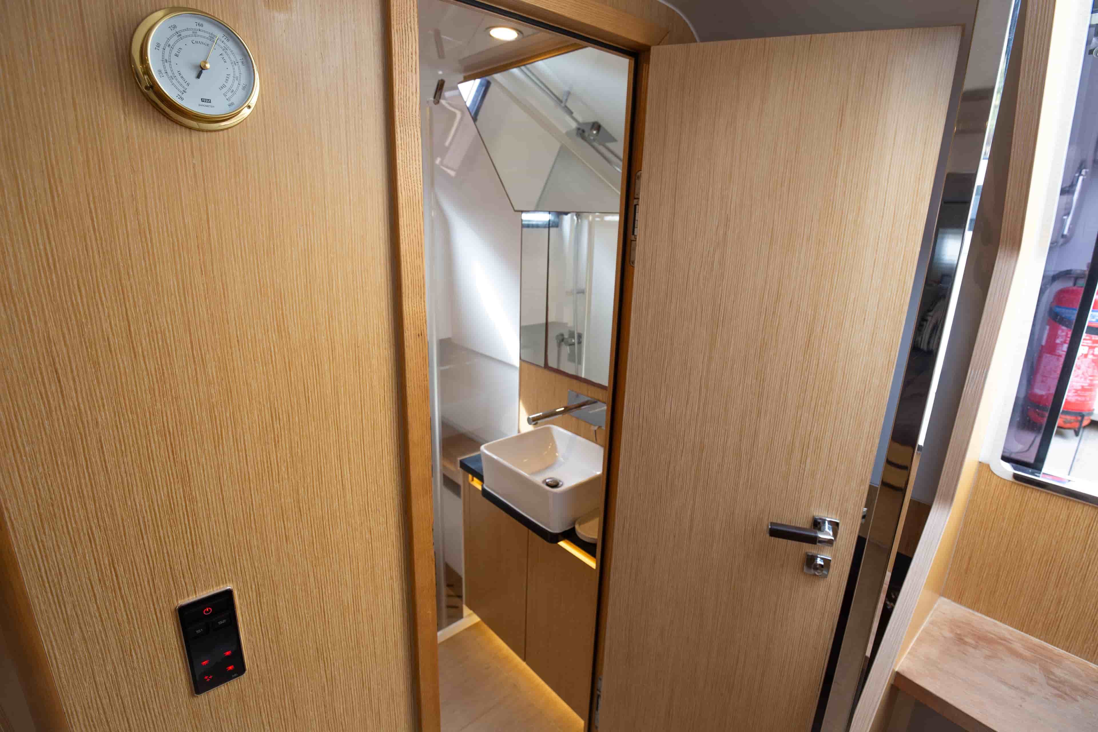 2019 Fjord 44 Open - View 23