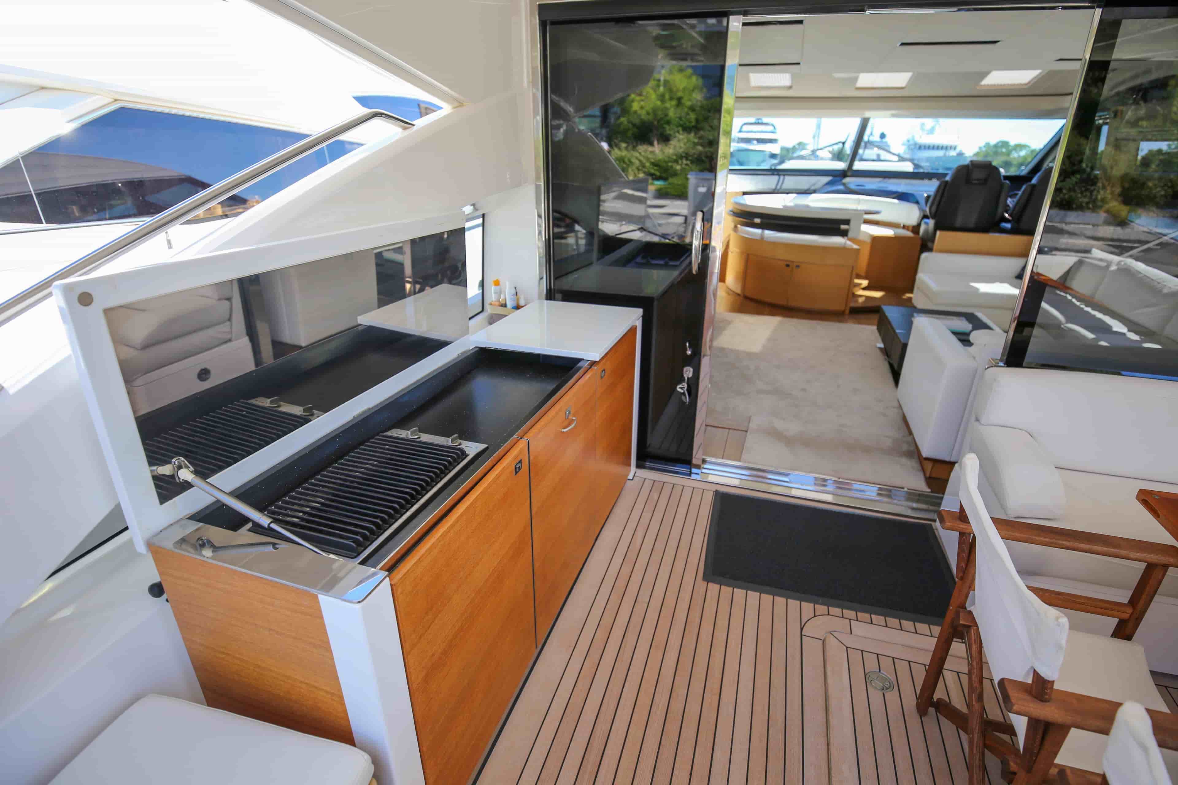 2013 Princess V72 - View 10