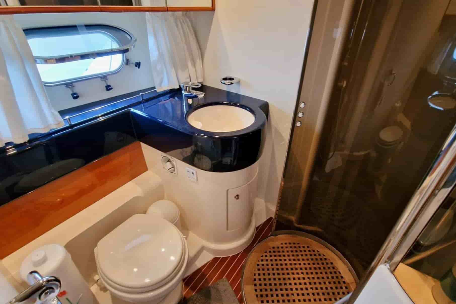 1998 Princess 56 - View 19