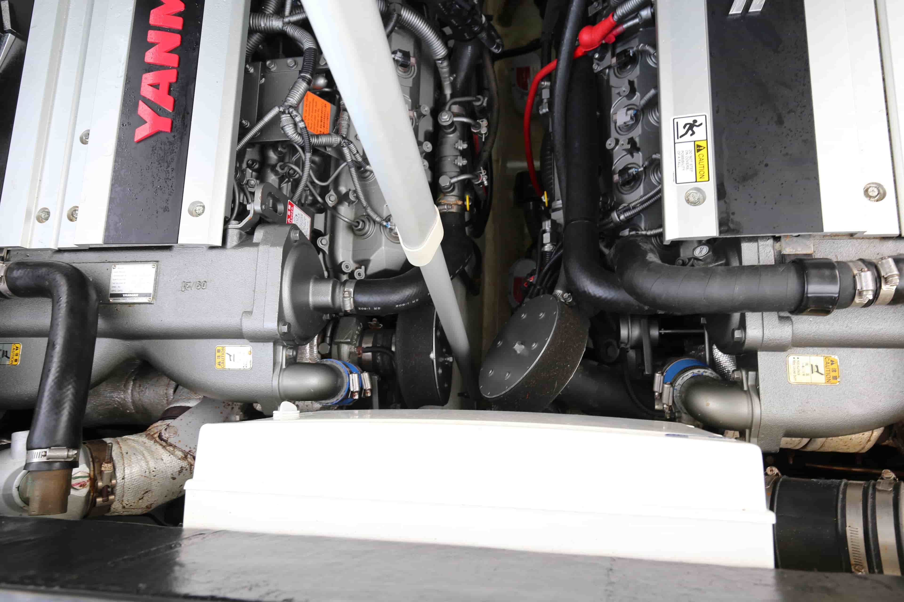 2022 Moon 45 - View 18