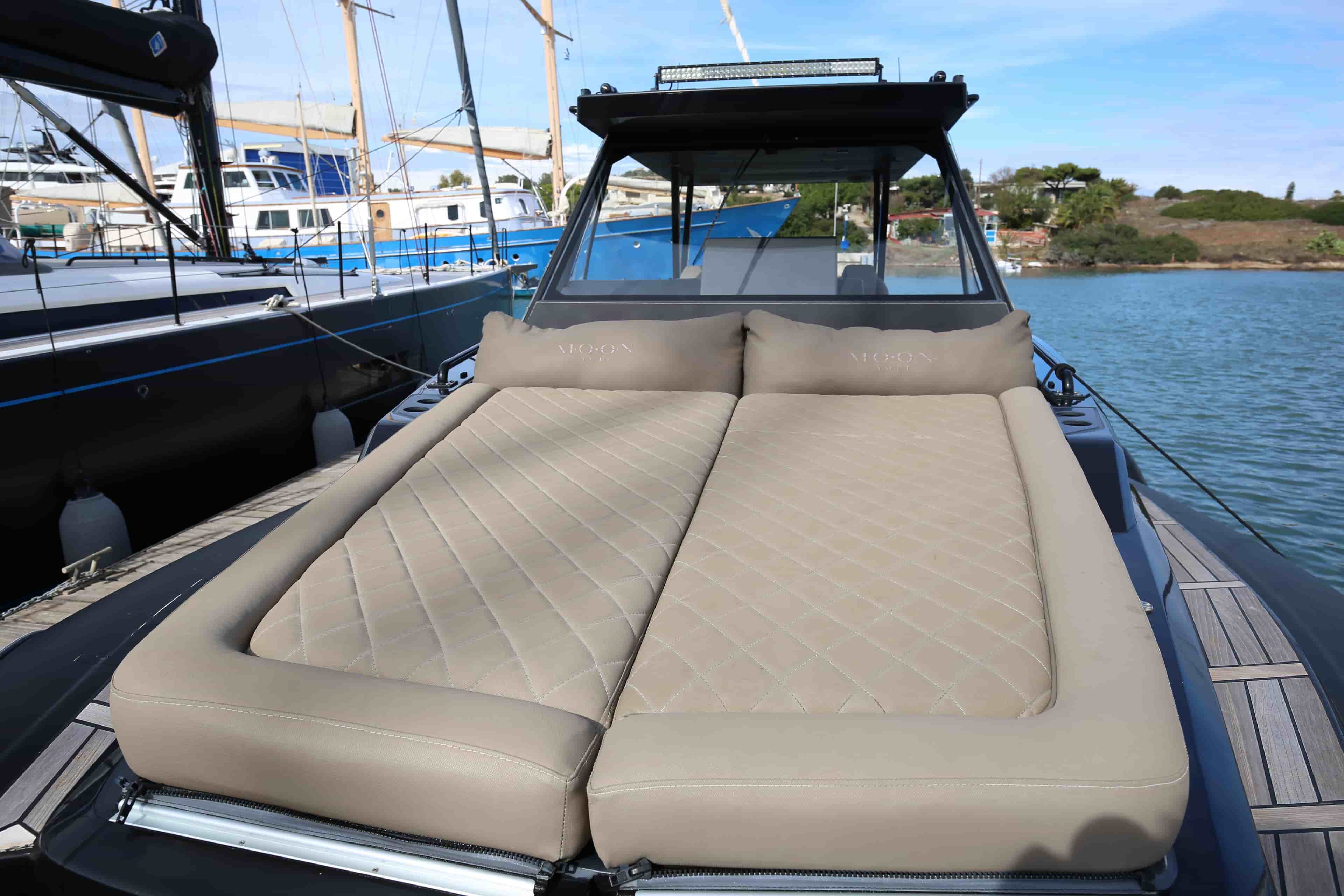 2022 Moon 45 - View 4