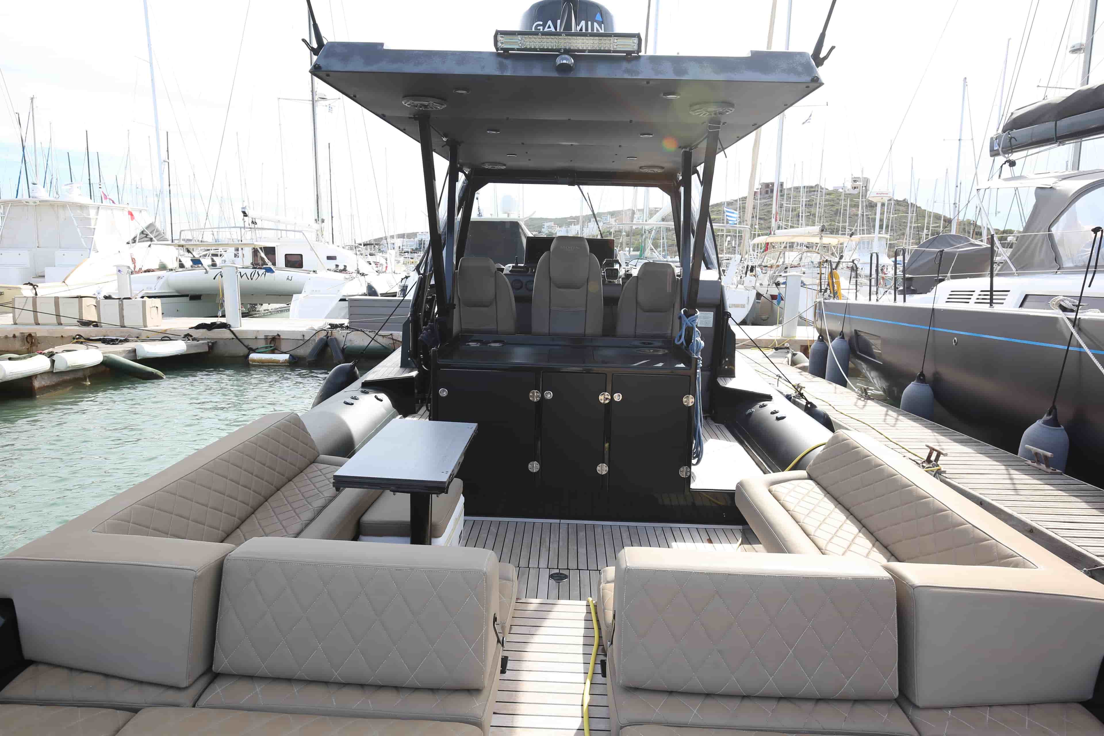 2022 Moon 45 - View 6