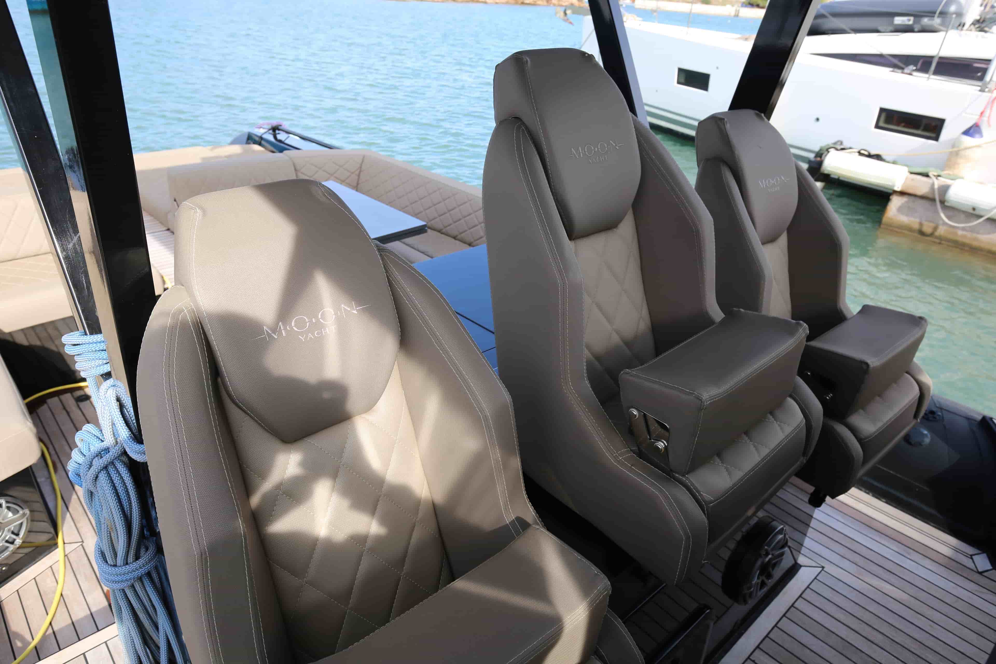 2022 Moon 45 - View 8