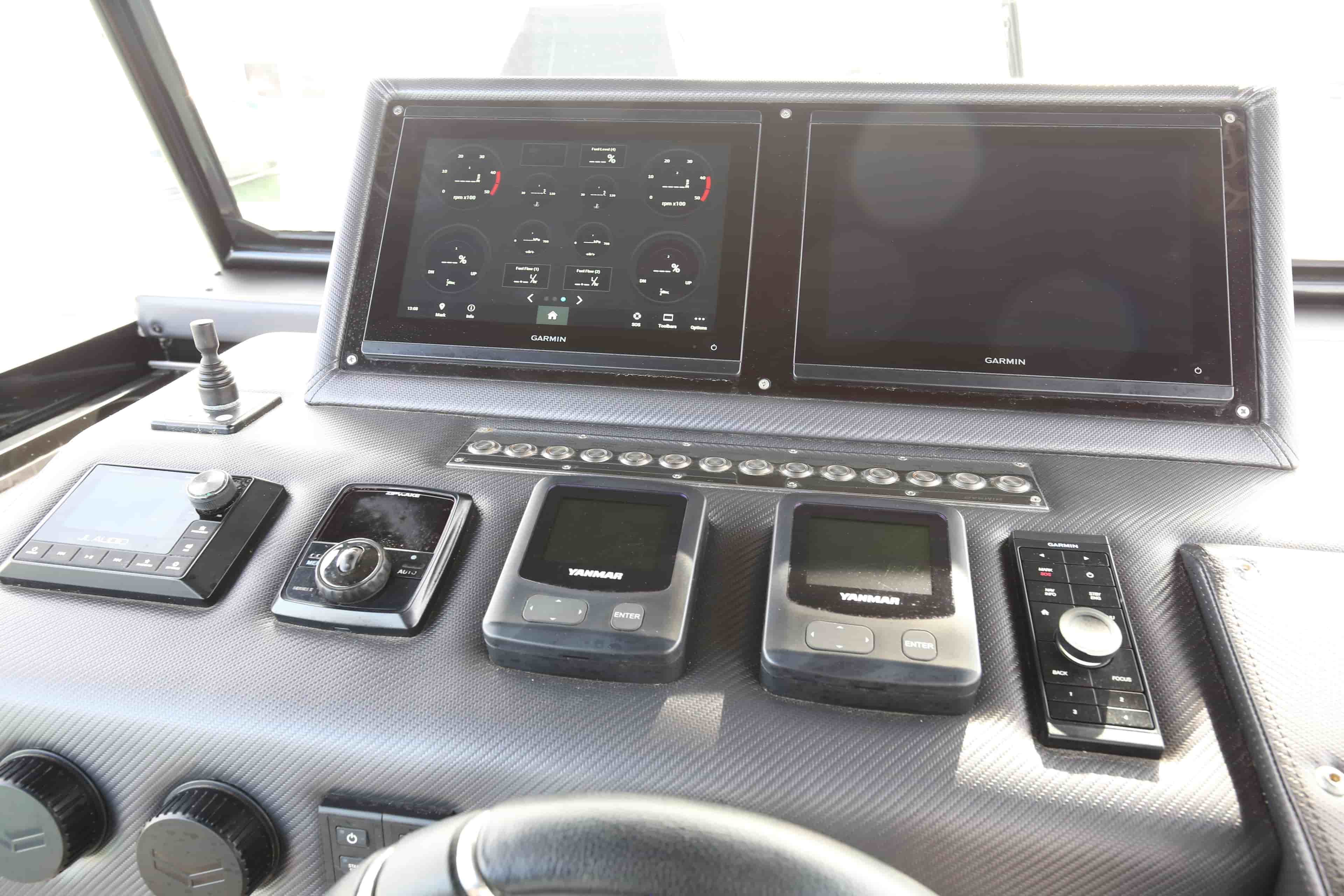 2022 Moon 45 - View 9