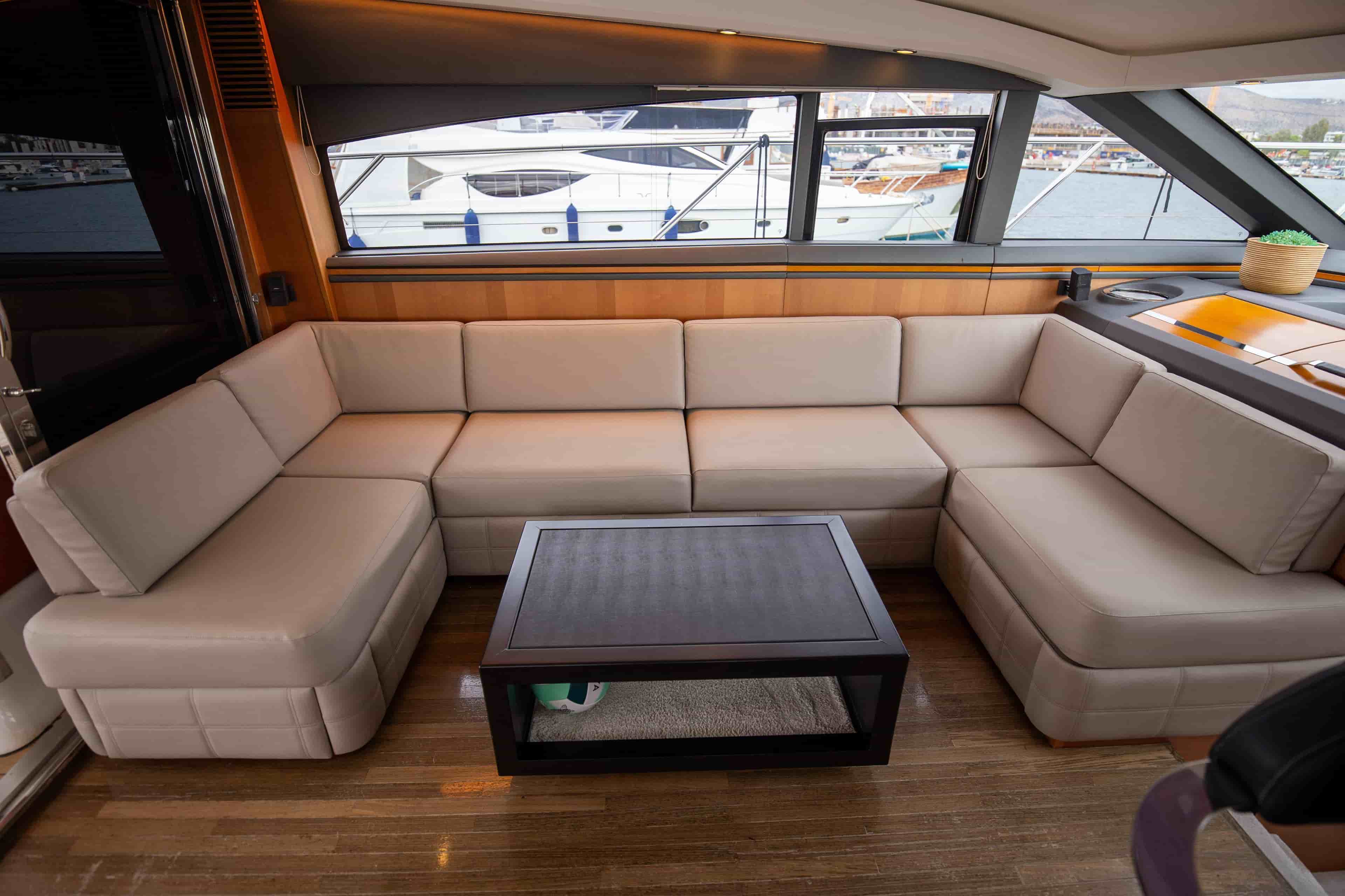 2011 Princess V62 - View 14
