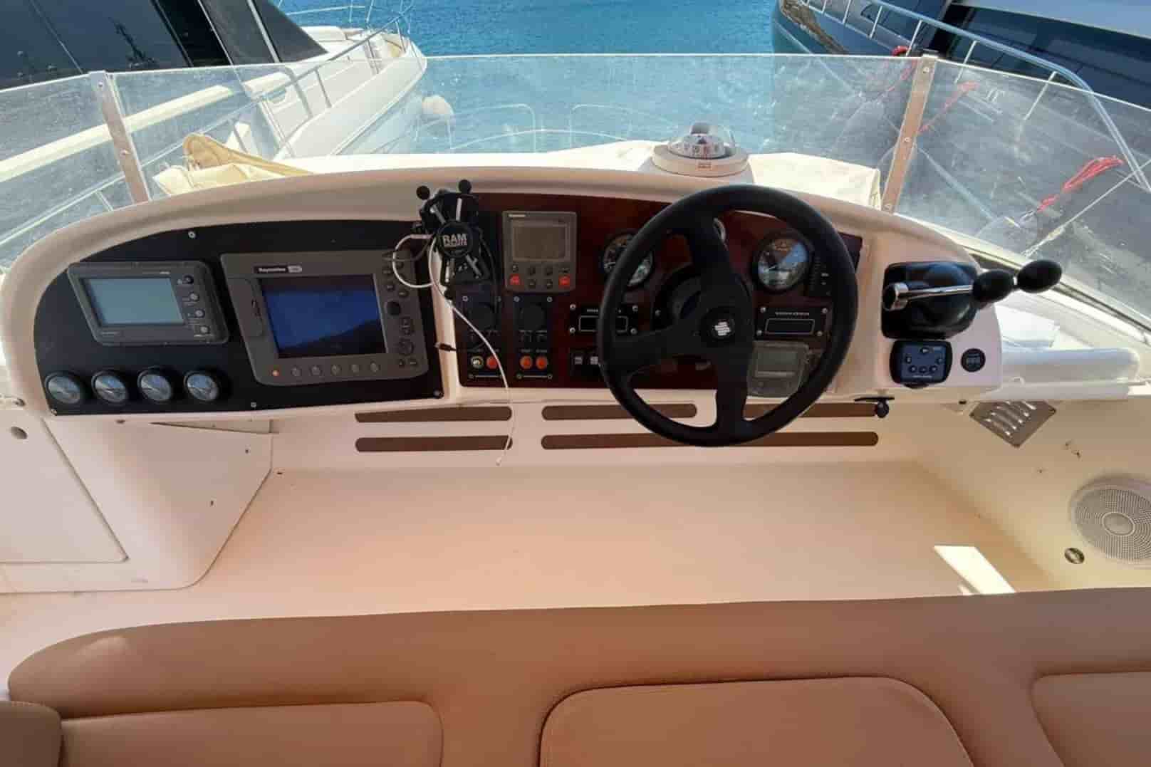 2005 Jeanneau Prestige 46 - View 10