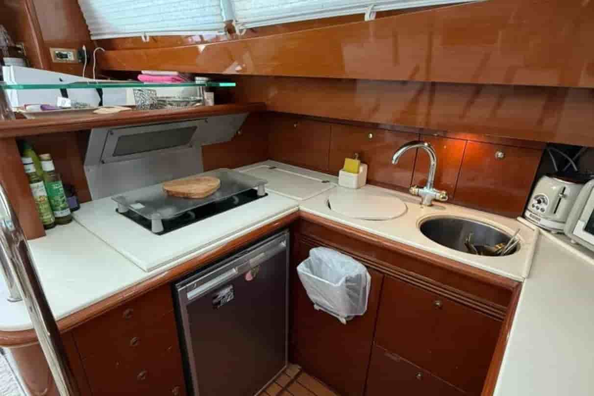 2005 Jeanneau Prestige 46 - View 14