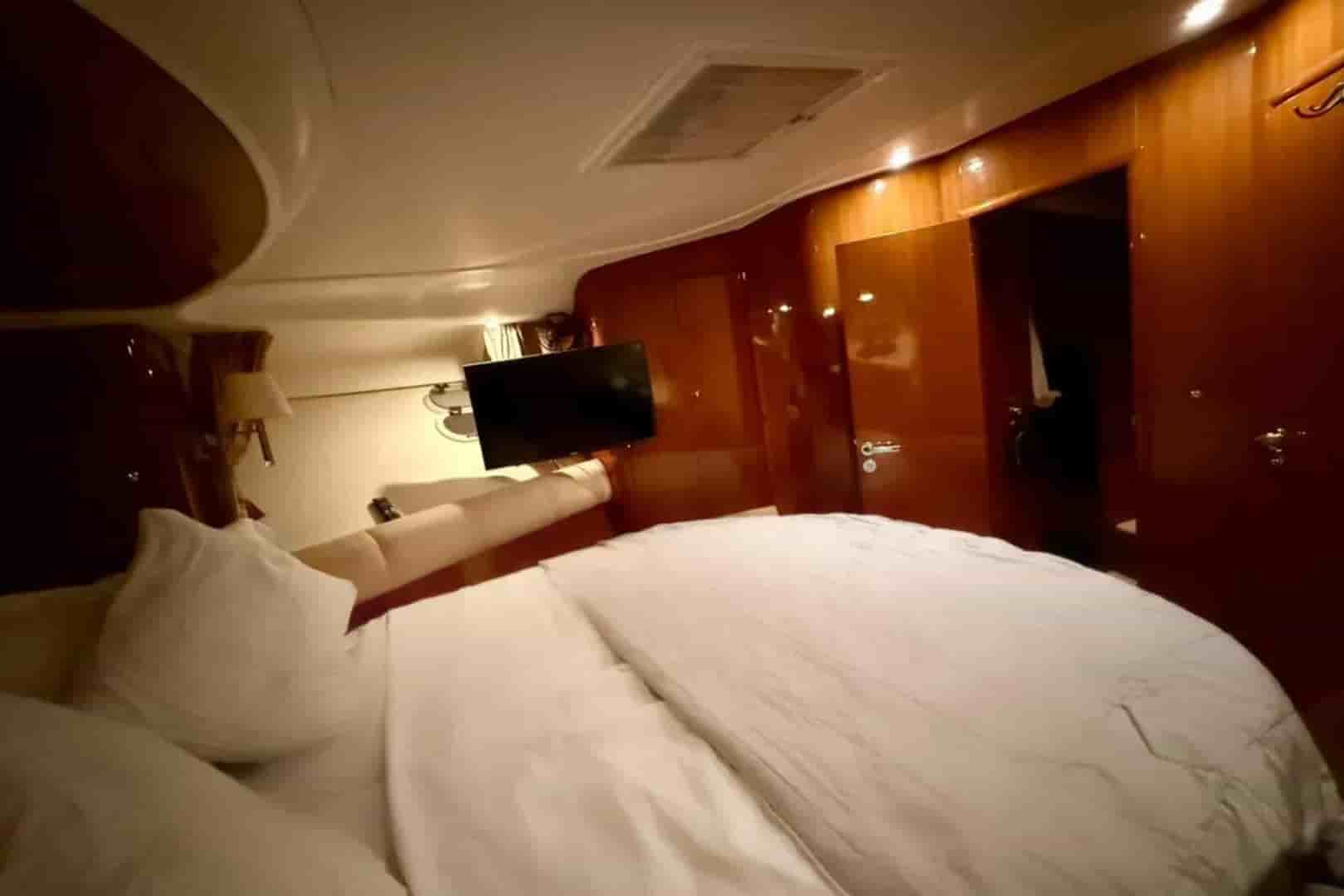 2005 Jeanneau Prestige 46 - View 20