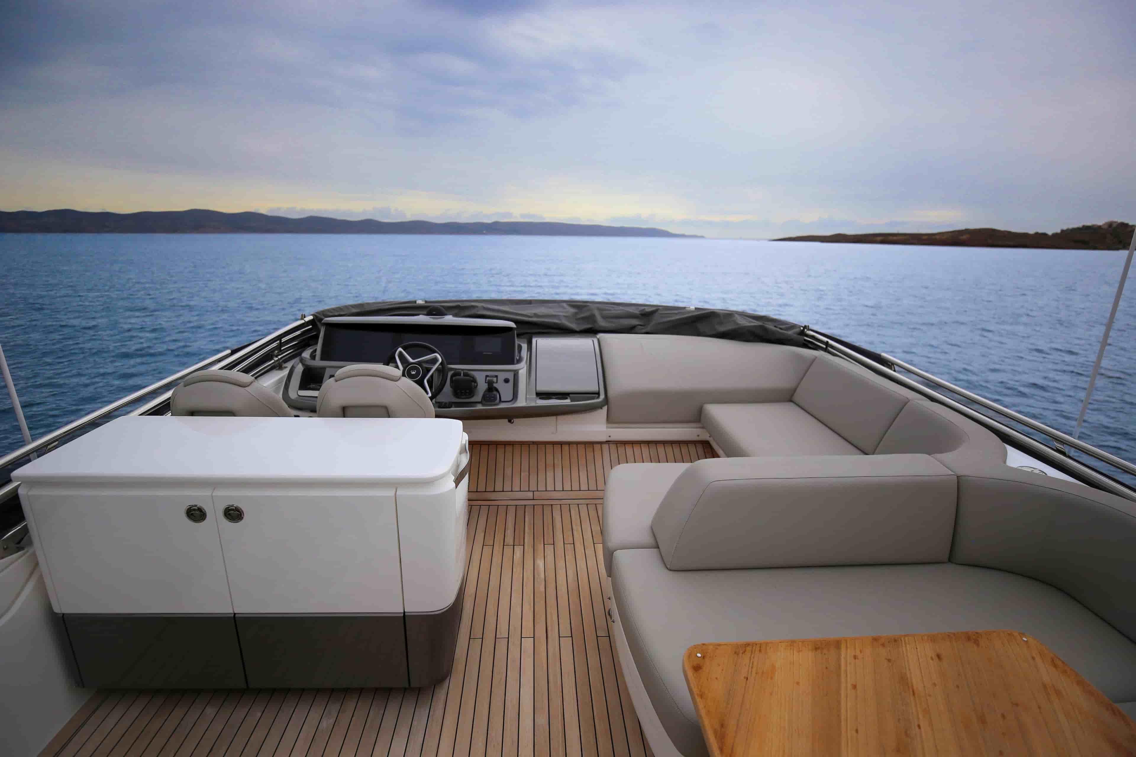 2025 Princess F55 - View 8