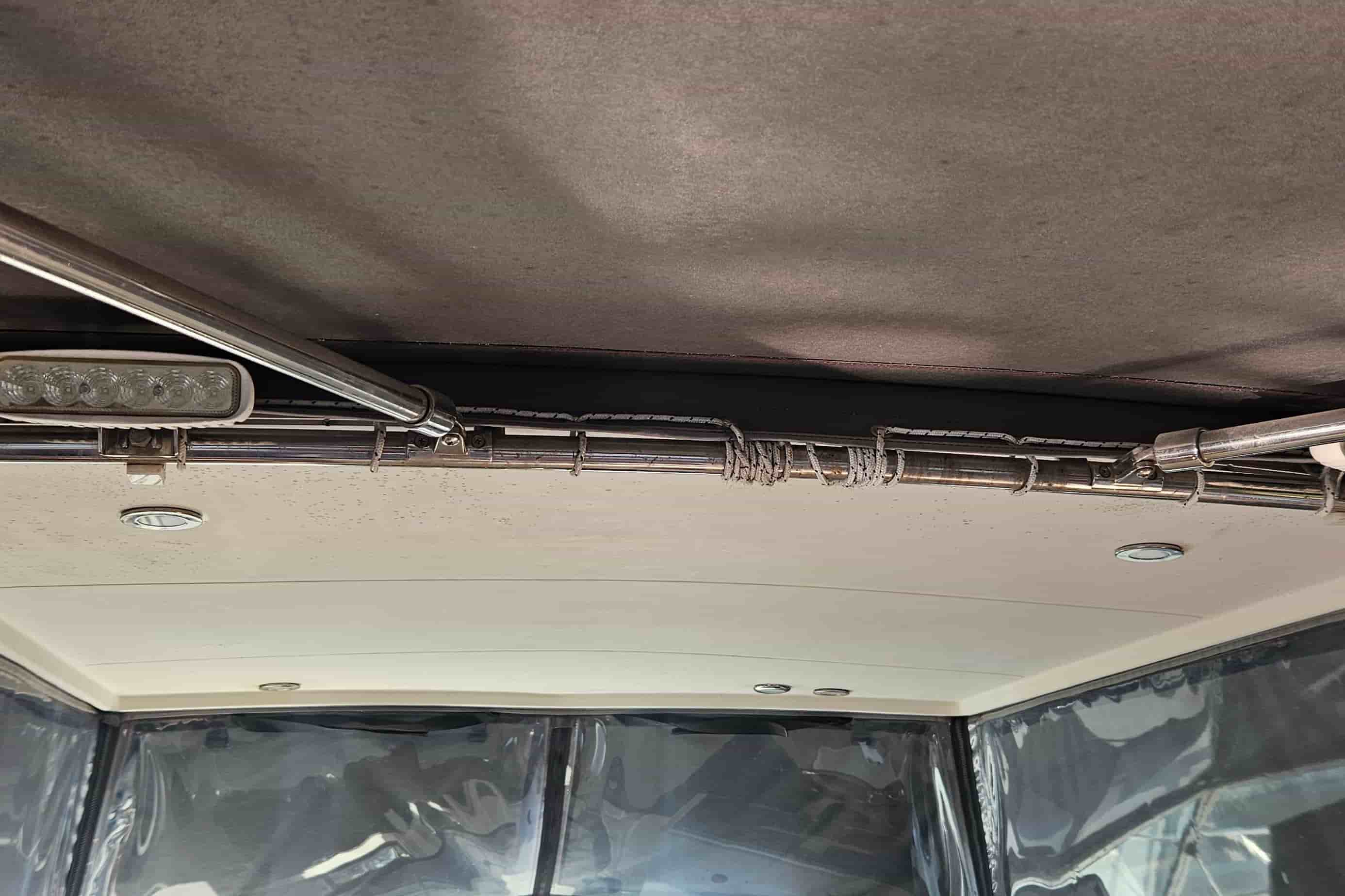 1997 Custom Lambro boats Bluewater 27 - View 10