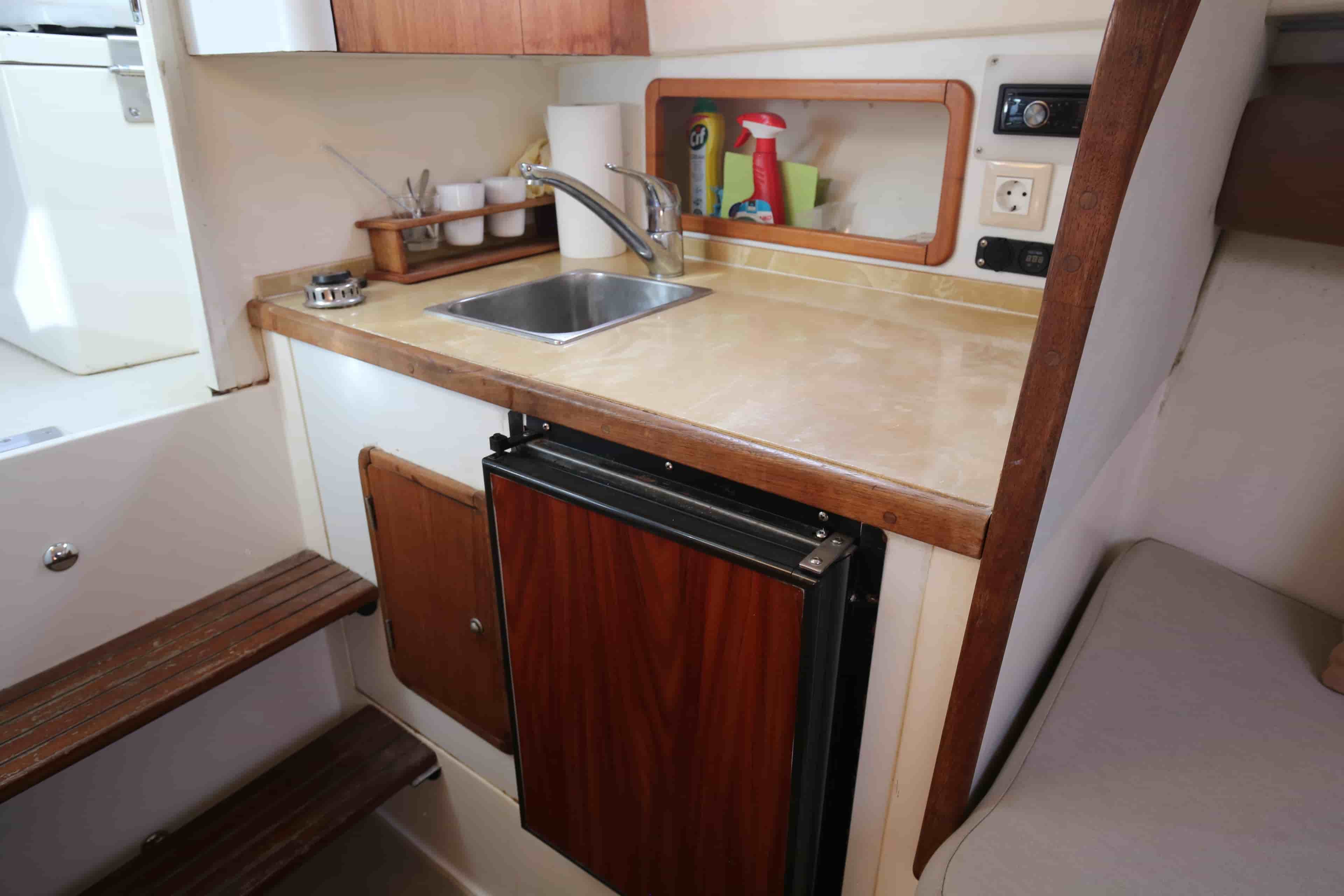 1997 Custom Lambro boats Bluewater 27 - View 15