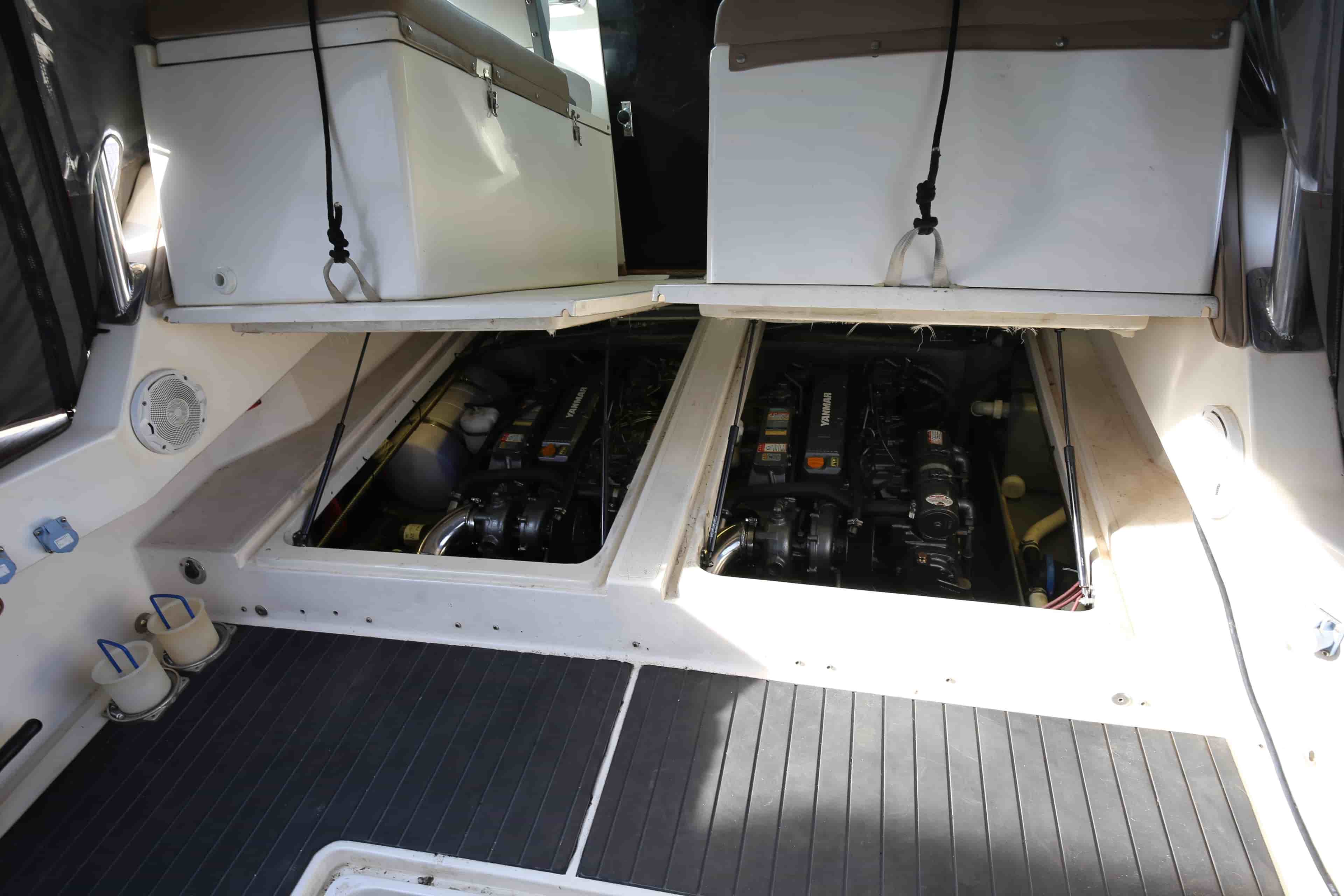 1997 Custom Lambro boats Bluewater 27 - View 18