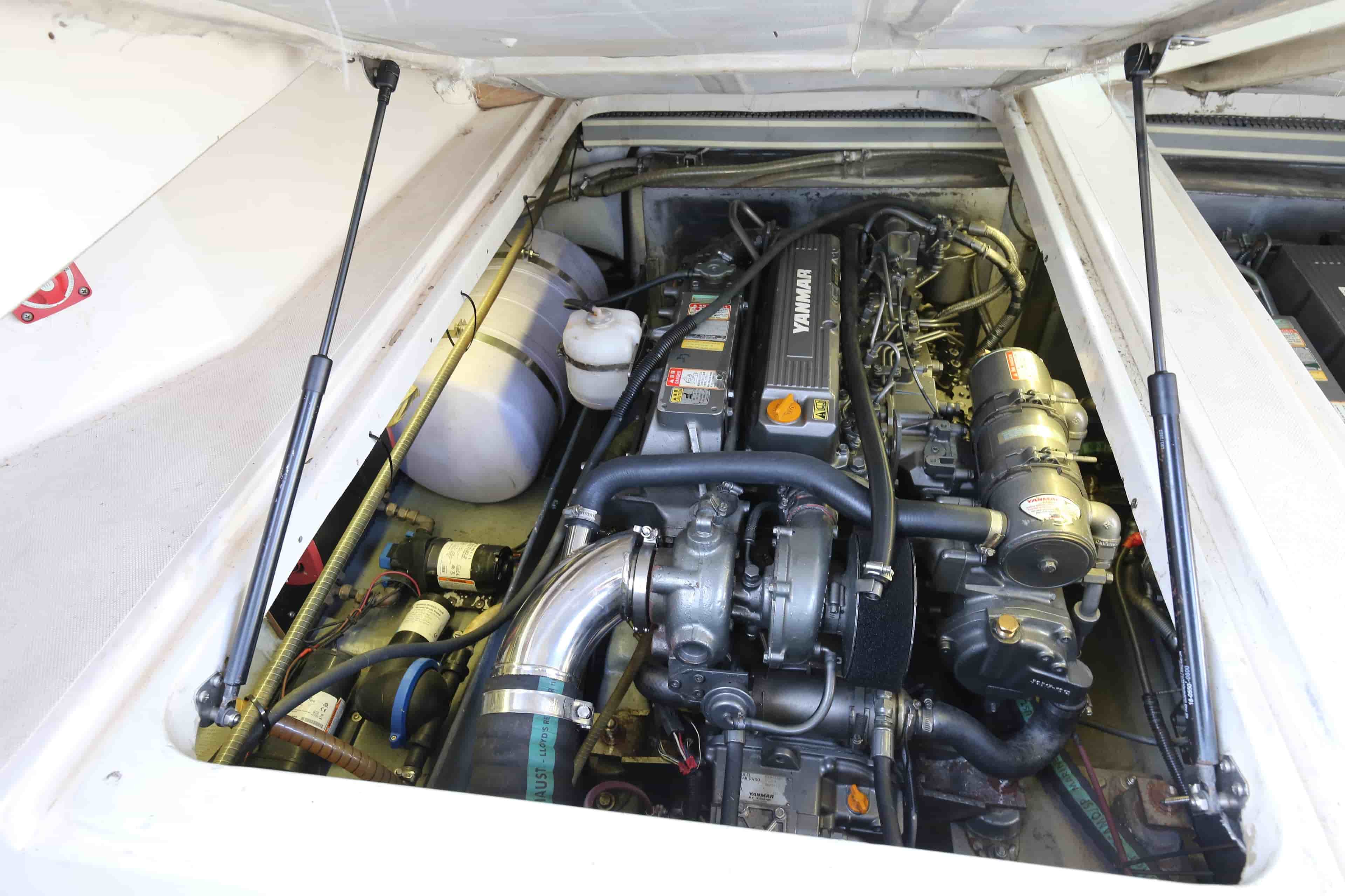 1997 Custom Lambro boats Bluewater 27 - View 19